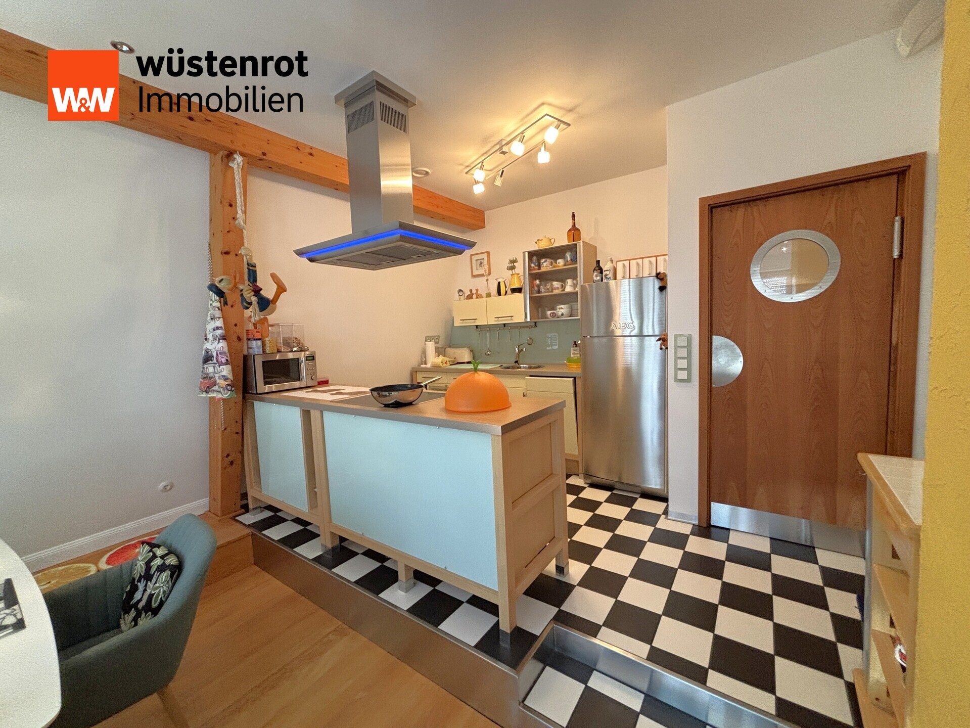 Immobilienangebot - Offenhausen / Breitenbrunn - Alle - Geschmackvolles und edles Domizil 
in ländlicher Idylle