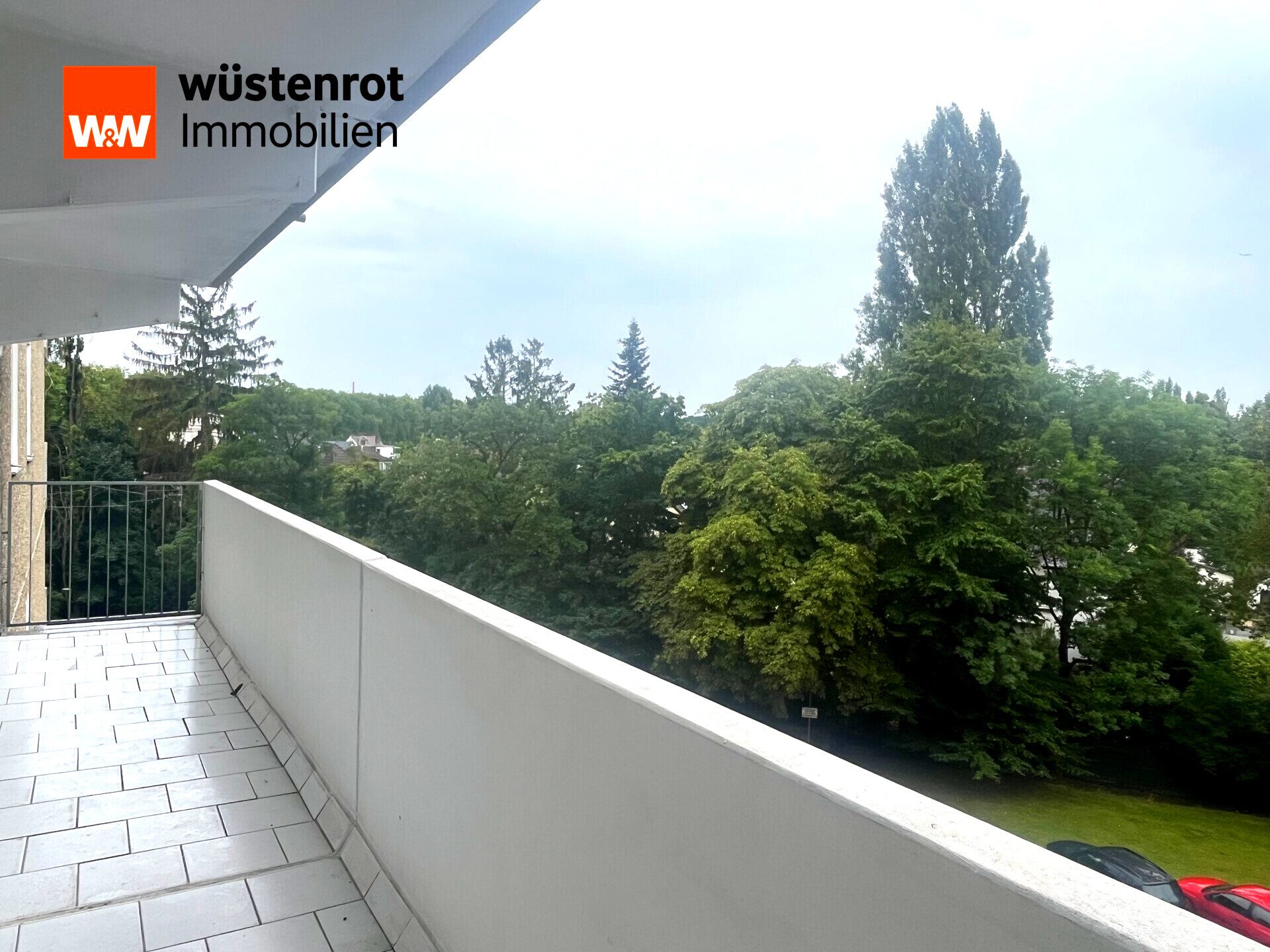 Immobilienangebot - Offenbach - Alle - Helle 2-Zimmer-Wohnung mit Ausblick und Balkon in Offenbach, nähe Ledermuseum