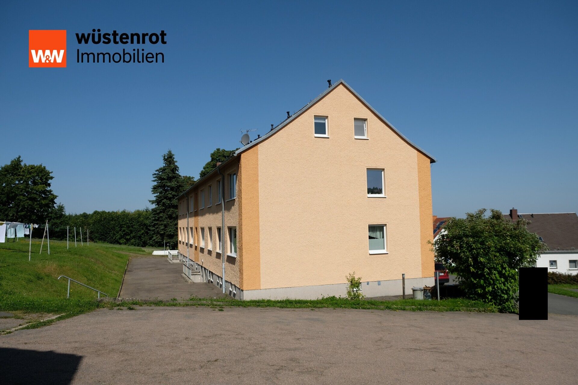 Immobilienangebot - Frauenstein / Dittersbach - Alle - Schöne 3-Raum-ETW mit Garage, Garten & 211 m² Grundstück in Frauenstein-Dittersbach
