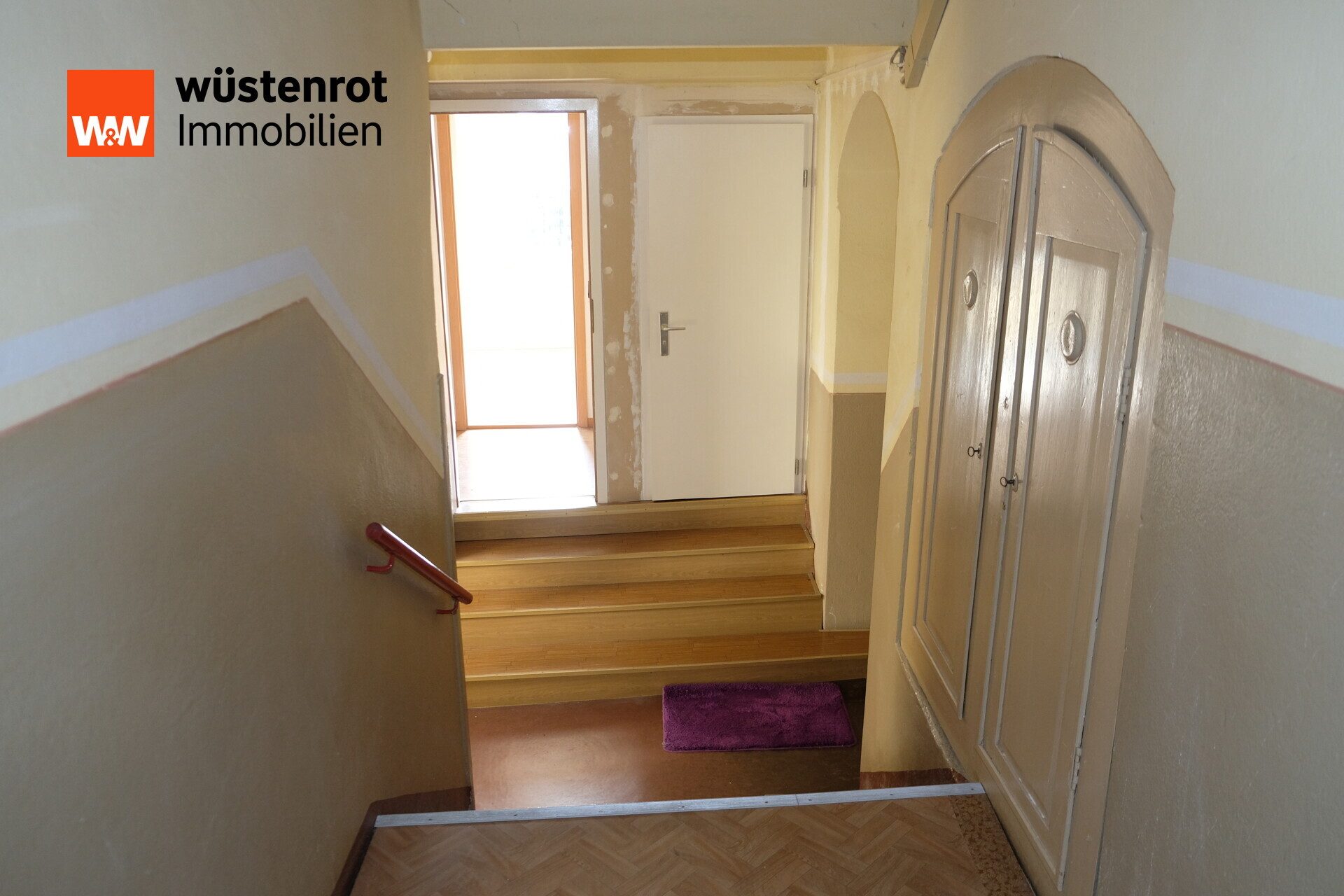 Immobilienangebot - Roßwein - Alle - Wohn- und Geschäftshaus im Zentrum von Roßwein – 148 m² Wohnfläche + Gewerbe
