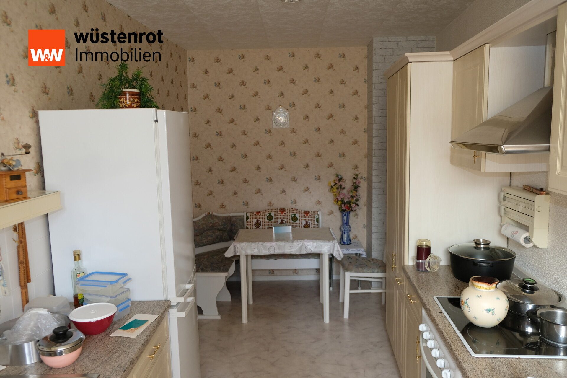 Immobilienangebot - Roßwein - Alle - Wohn- und Geschäftshaus im Zentrum von Roßwein – 148 m² Wohnfläche + Gewerbe