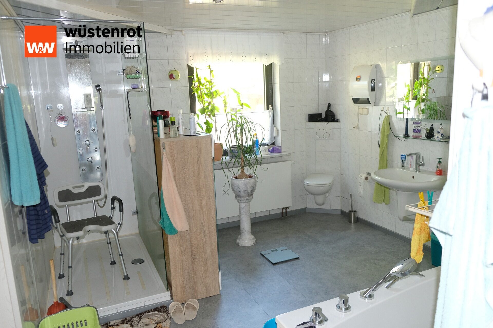 Immobilienangebot - Zwickau / Mosel - Alle - Gepflegtes Haus (ca. 120 m²) mit Traumgrundstück 2000 m² in ruhiger Lage Mosel/Zwickau