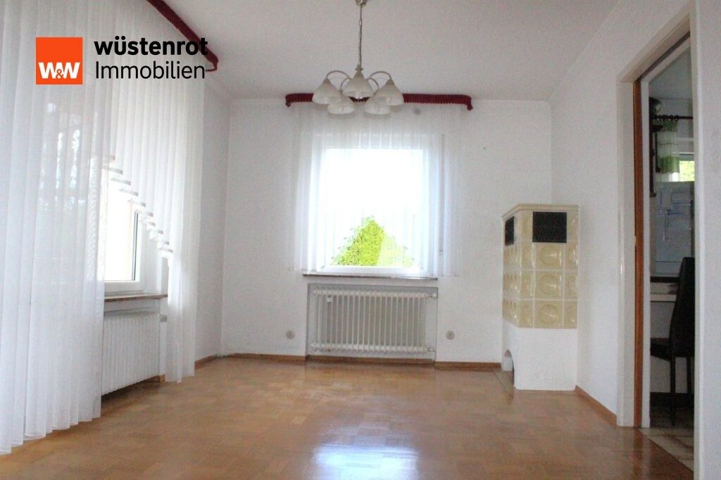 Immobilienangebot - Horb am Neckar / Nordstetten - Alle - Ein- / Zweifamilienhaus in Horb-Nordstetten / 2 Garagen / vielfältige Möglichkeiten zur Nutzung