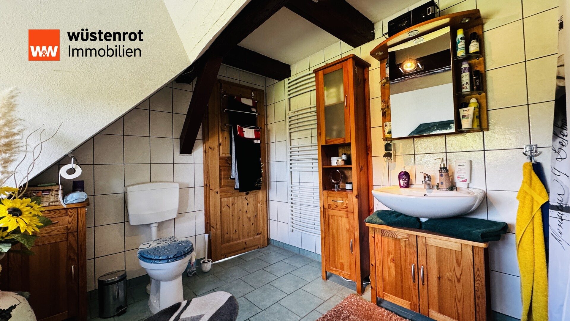 Immobilienangebot - Eixen / Leplow - Alle - Provisionsfrei: Ländlicher Wohntraum mit Reetdach – großzügiges Einfamilienhaus in Leplow bei Eixen