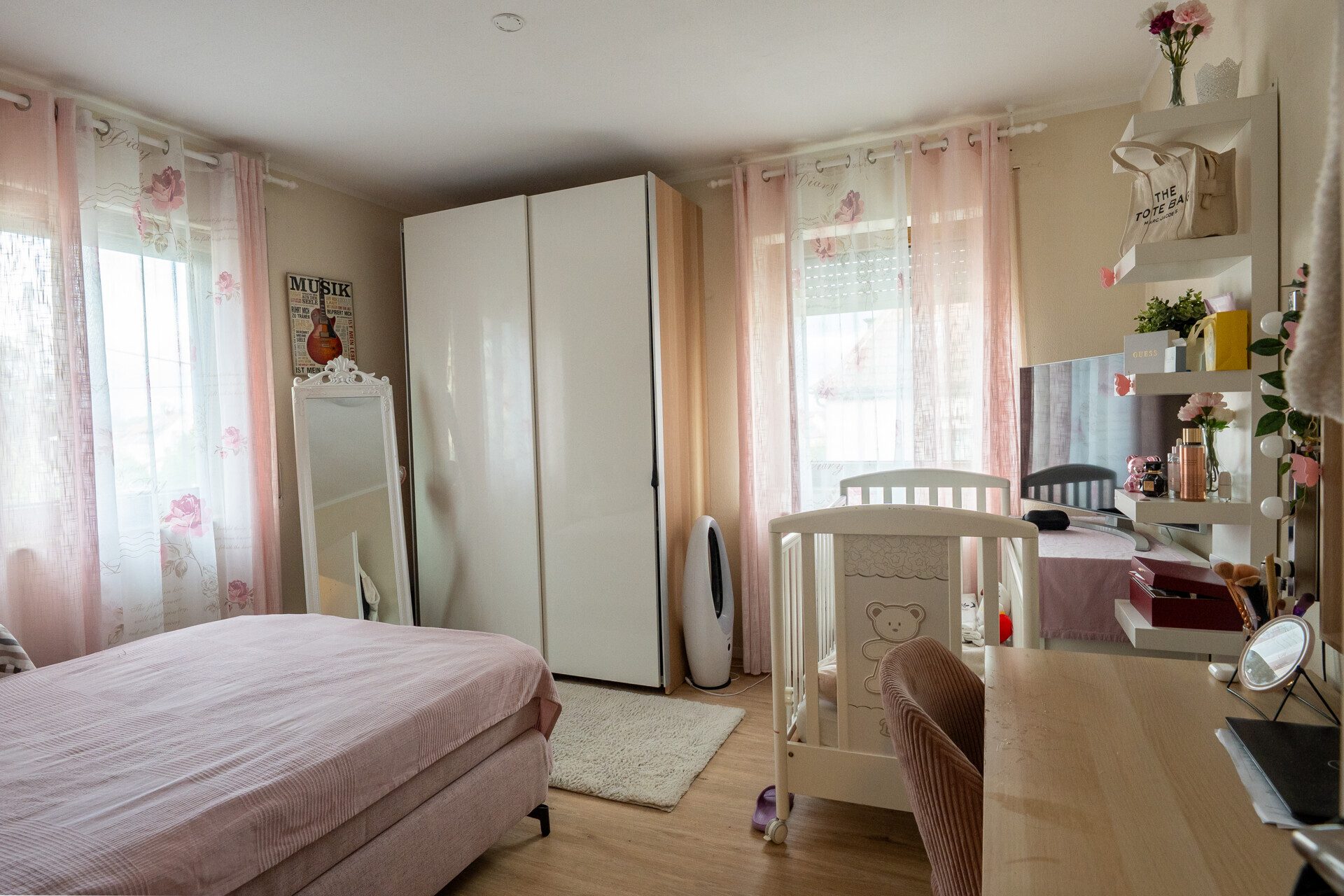 Immobilienangebot - Stuttgart / Zuffenhausen - Alle - Sicher investieren mit Perspektive: Mehrfamilienhaus in Top-Lage von Stuttgart-Zuffenhausen