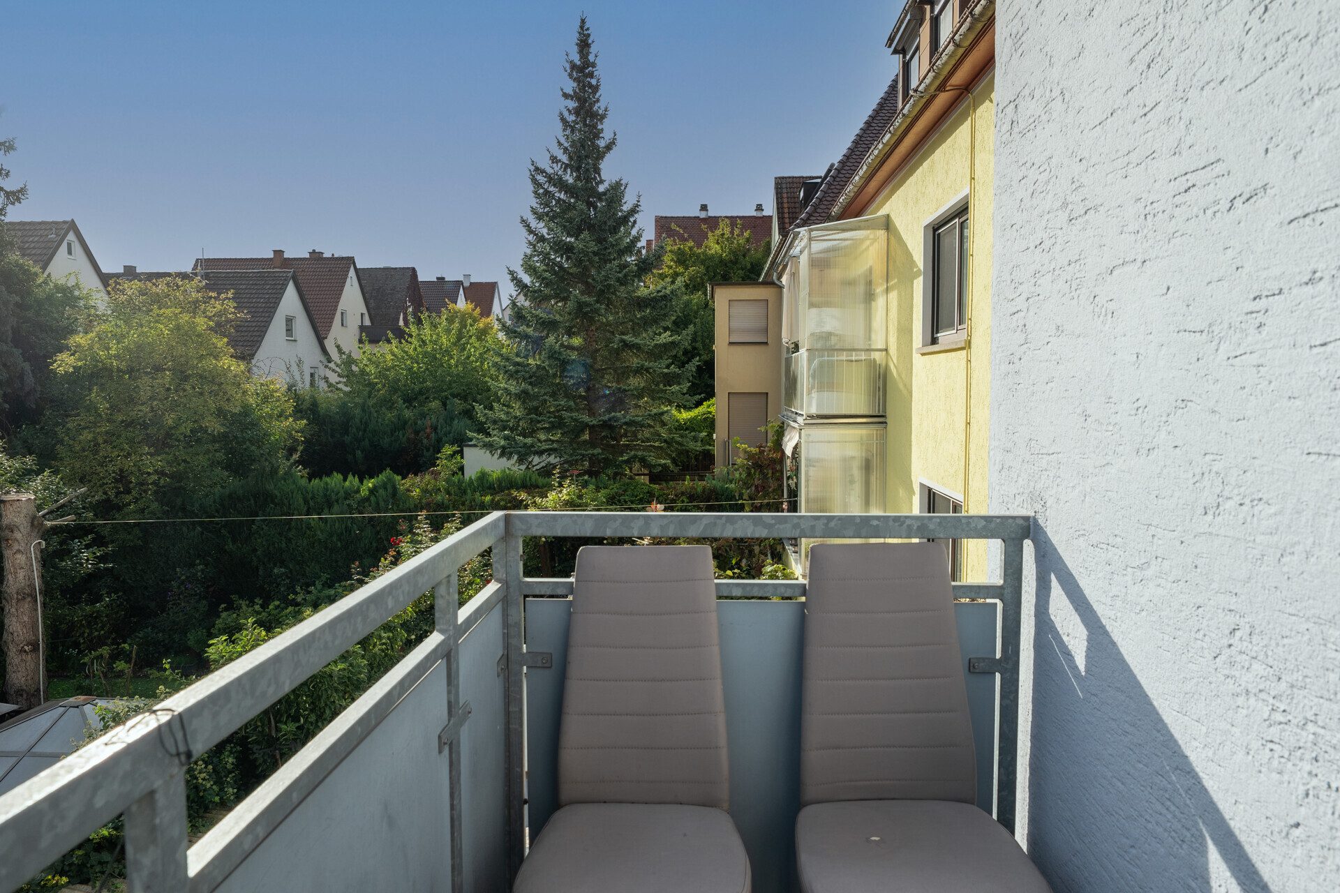 Immobilienangebot - Stuttgart / Zuffenhausen - Alle - Sicher investieren mit Perspektive: Mehrfamilienhaus in Top-Lage von Stuttgart-Zuffenhausen