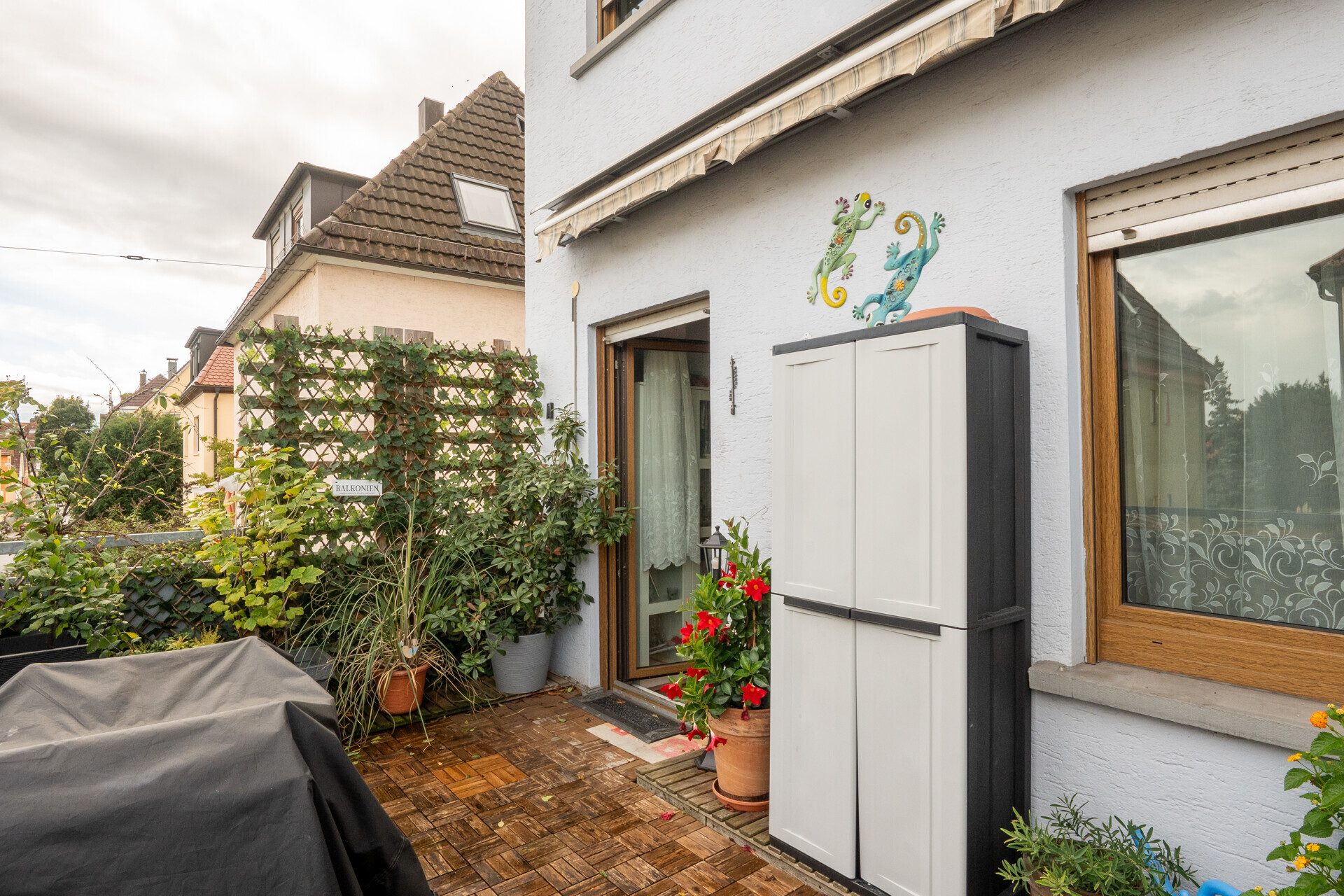 Immobilienangebot - Stuttgart / Zuffenhausen - Alle - Sicher investieren mit Perspektive: Mehrfamilienhaus in Top-Lage von Stuttgart-Zuffenhausen