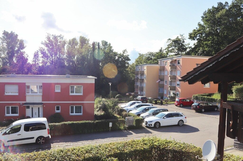 Immobilienangebot - Wangen im Allgäu / Epplings - Alle - Großzügige 4,5 - Zimmer - Etagenwohnung mit Balkon, Garage und Gartenanteil in Wangen / Epplings