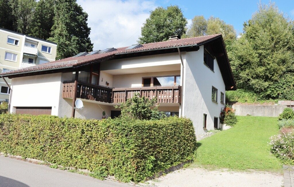Immobilienangebot - Wangen im Allgäu / Epplings - Alle - Großzügige 4,5 - Zimmer - Etagenwohnung mit Balkon, Garage und Gartenanteil in Wangen / Epplings