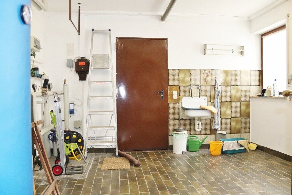 Immobilienangebot - Wangen im Allgäu / Epplings - Alle - Großzügige 4,5 - Zimmer - Etagenwohnung mit Balkon, Garage und Gartenanteil in Wangen / Epplings