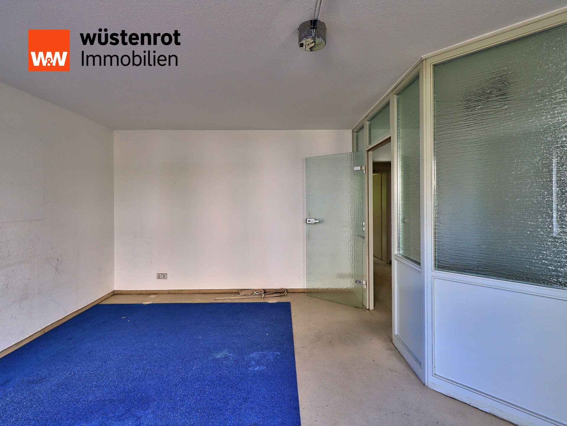 Immobilienangebot - Weiden - Alle - Attraktive Gewerbefläche (Büro/Praxis) in TOP-Lage in Weiden zu vermieten