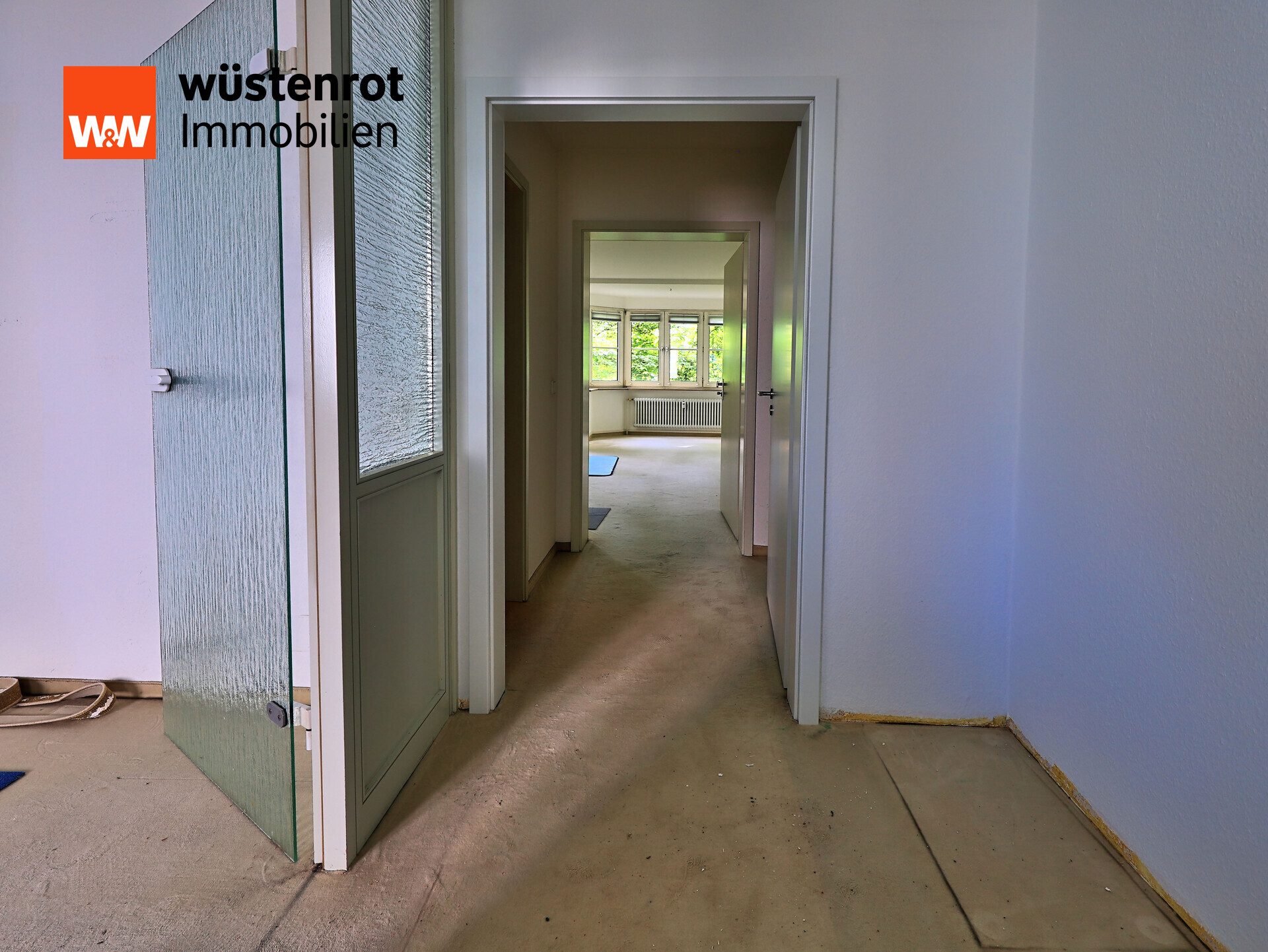 Immobilienangebot - Weiden - Alle - Attraktive Gewerbefläche (Büro/Praxis) in TOP-Lage in Weiden zu vermieten