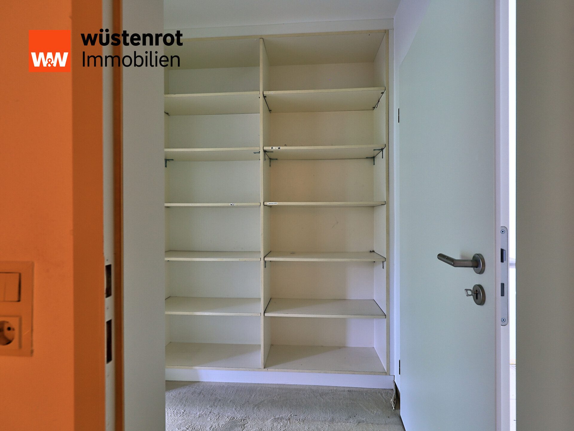 Immobilienangebot - Weiden - Alle - Attraktive Gewerbefläche (Büro/Praxis) in TOP-Lage in Weiden zu vermieten