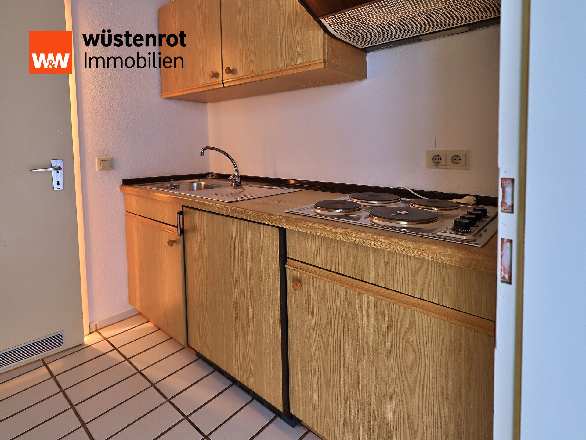 Immobilienangebot - Weiden - Alle - Attraktive Gewerbefläche (Büro/Praxis) in TOP-Lage in Weiden zu vermieten