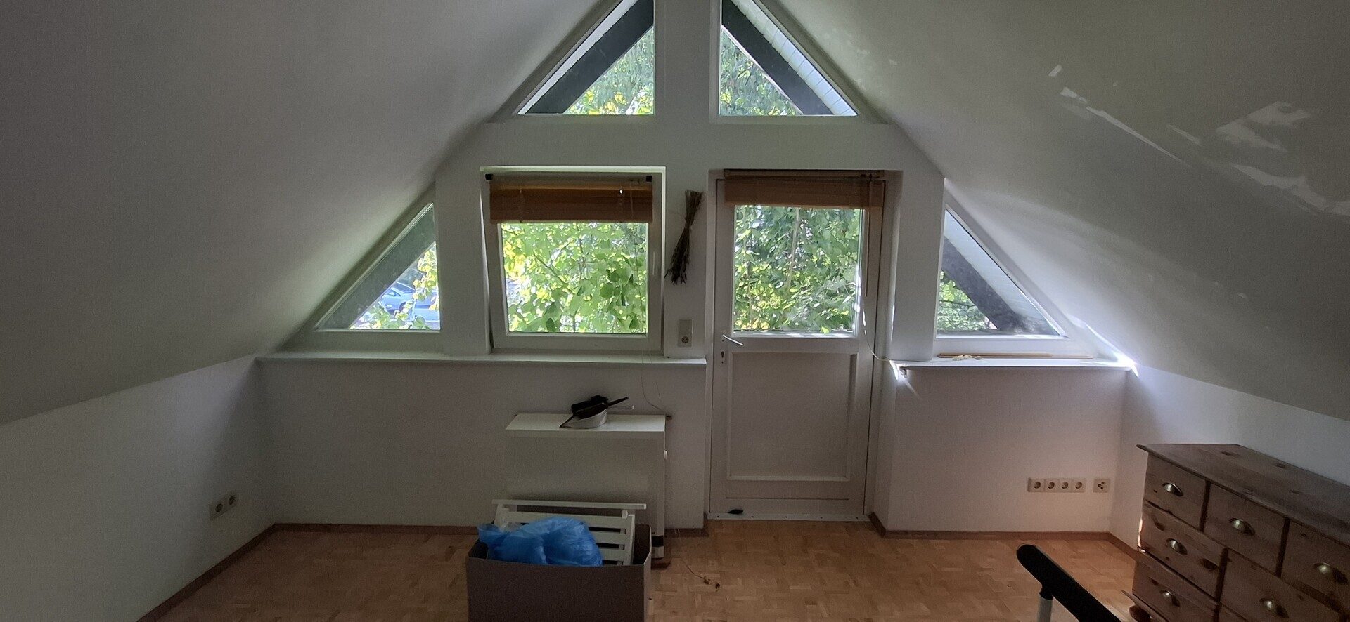 Immobilienangebot - Hochkirch - Alle - Anwesen mit Wohnhaus, Ferienhaus und Scheune in guter Wohnlage von Hochkirch