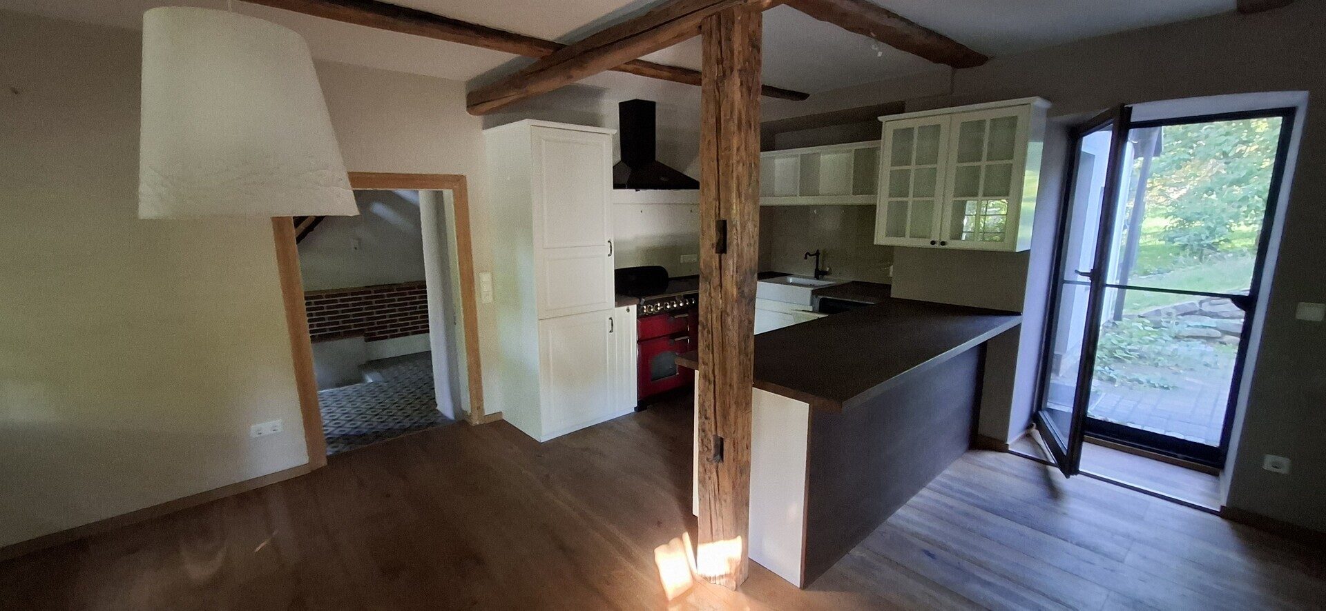 Immobilienangebot - Hochkirch - Alle - Anwesen mit Wohnhaus, Ferienhaus und Scheune in guter Wohnlage von Hochkirch