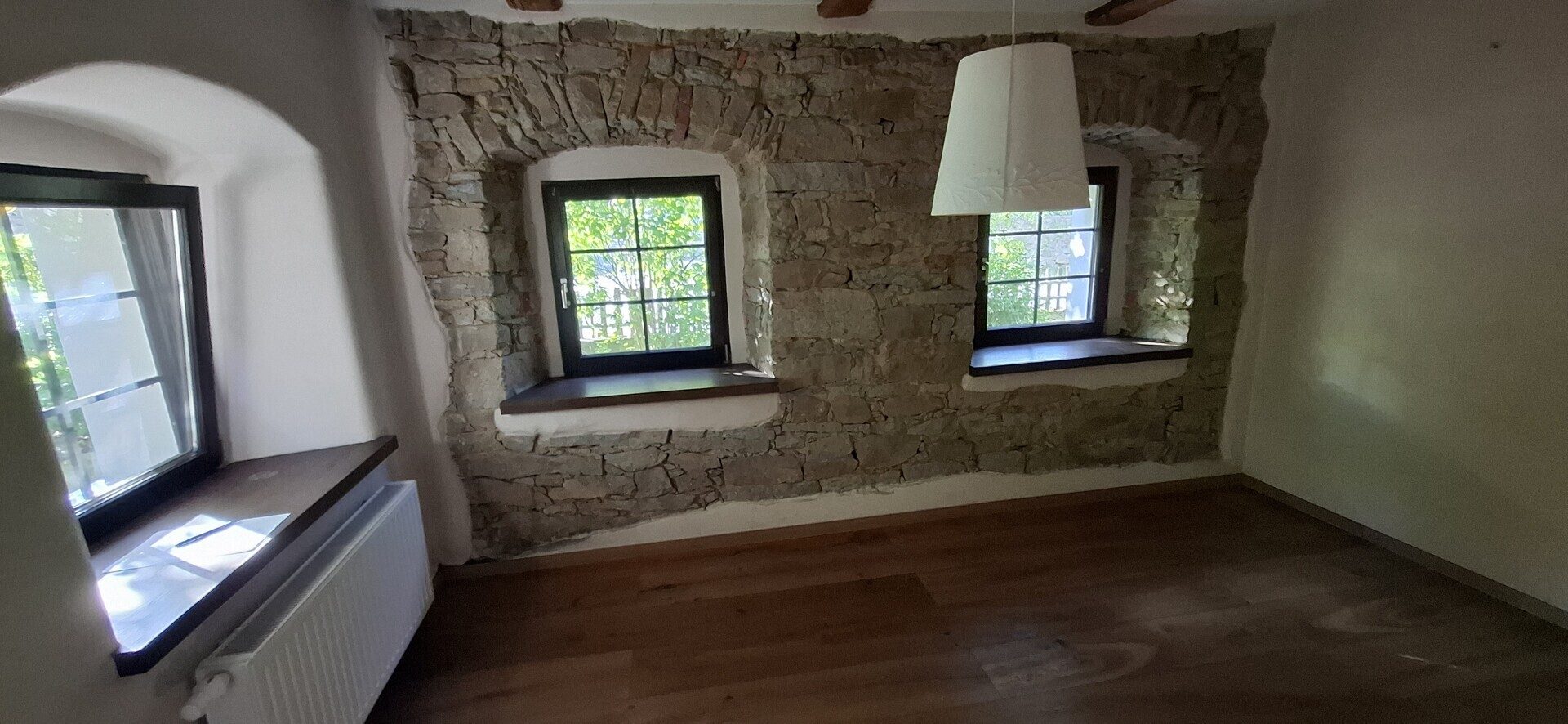 Immobilienangebot - Hochkirch - Alle - Anwesen mit Wohnhaus, Ferienhaus und Scheune in guter Wohnlage von Hochkirch