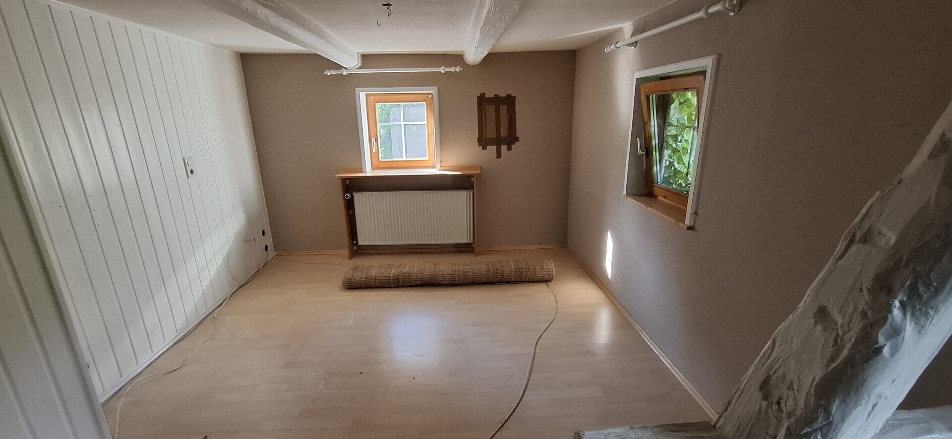 Immobilienangebot - Hochkirch - Alle - Anwesen mit Wohnhaus, Ferienhaus und Scheune in guter Wohnlage von Hochkirch