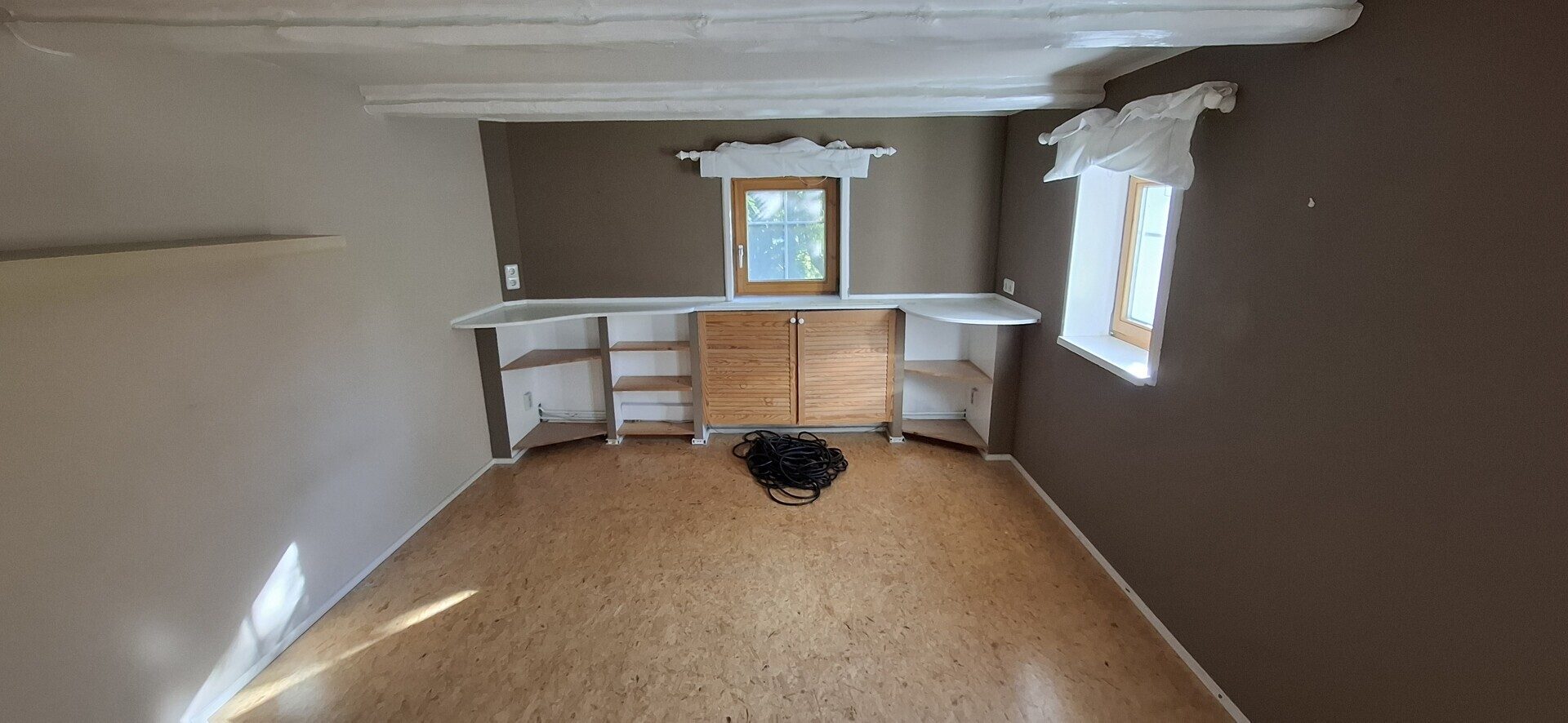 Immobilienangebot - Hochkirch - Alle - Anwesen mit Wohnhaus, Ferienhaus und Scheune in guter Wohnlage von Hochkirch