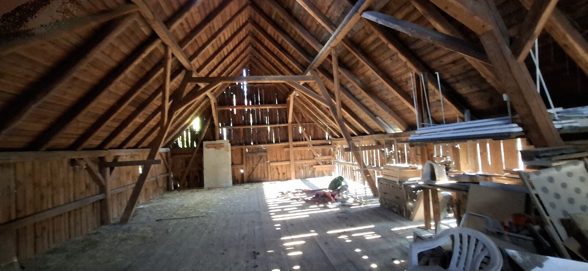 Immobilienangebot - Hochkirch - Alle - Anwesen mit Wohnhaus, Ferienhaus und Scheune in guter Wohnlage von Hochkirch