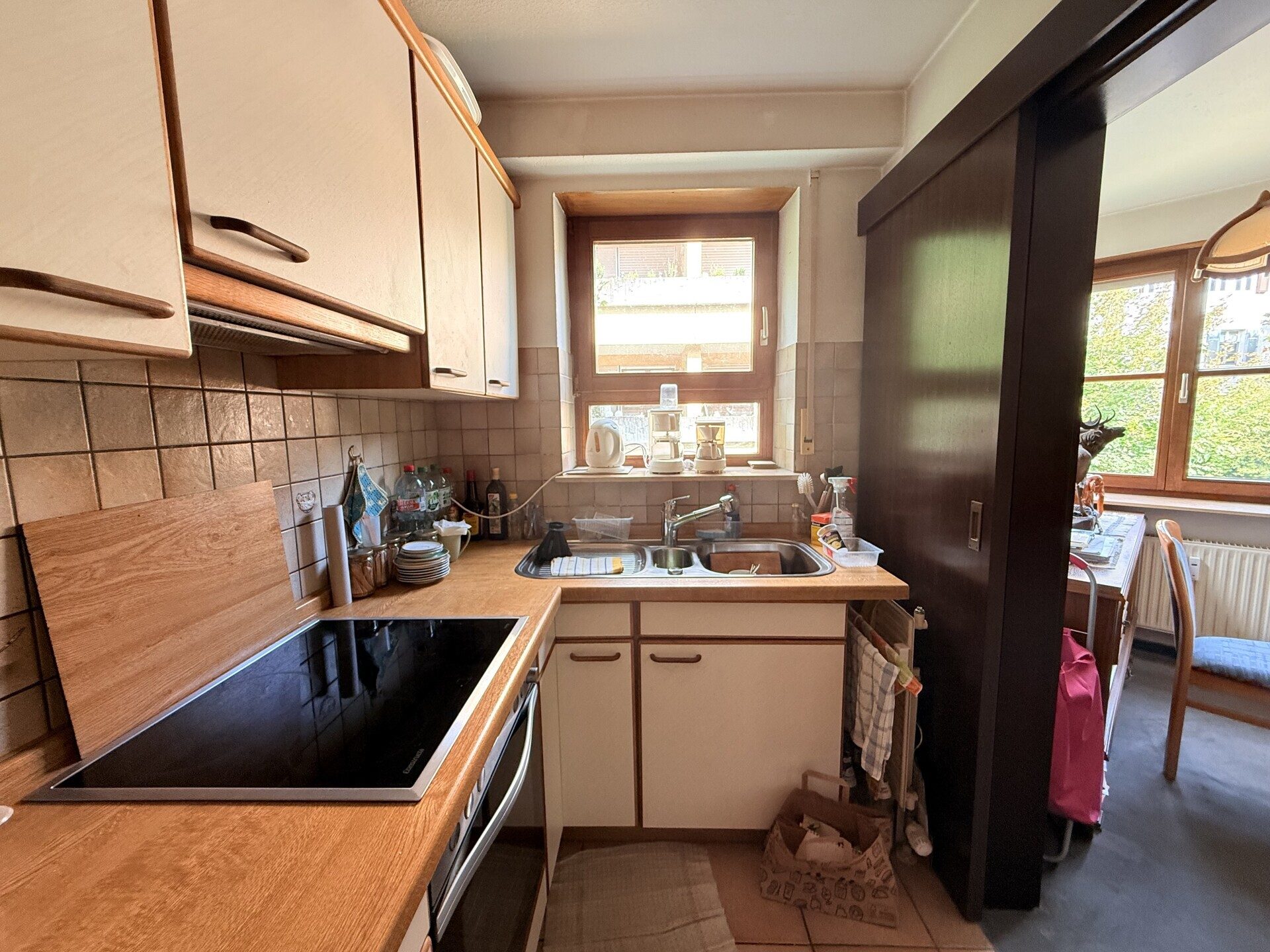 Immobilienangebot - Stuttgart - Alle - Schöne 2-Zimmerwohnung mit Balkon und TG-Stellplatz in attraktiver Lage von S-Untertürkheim