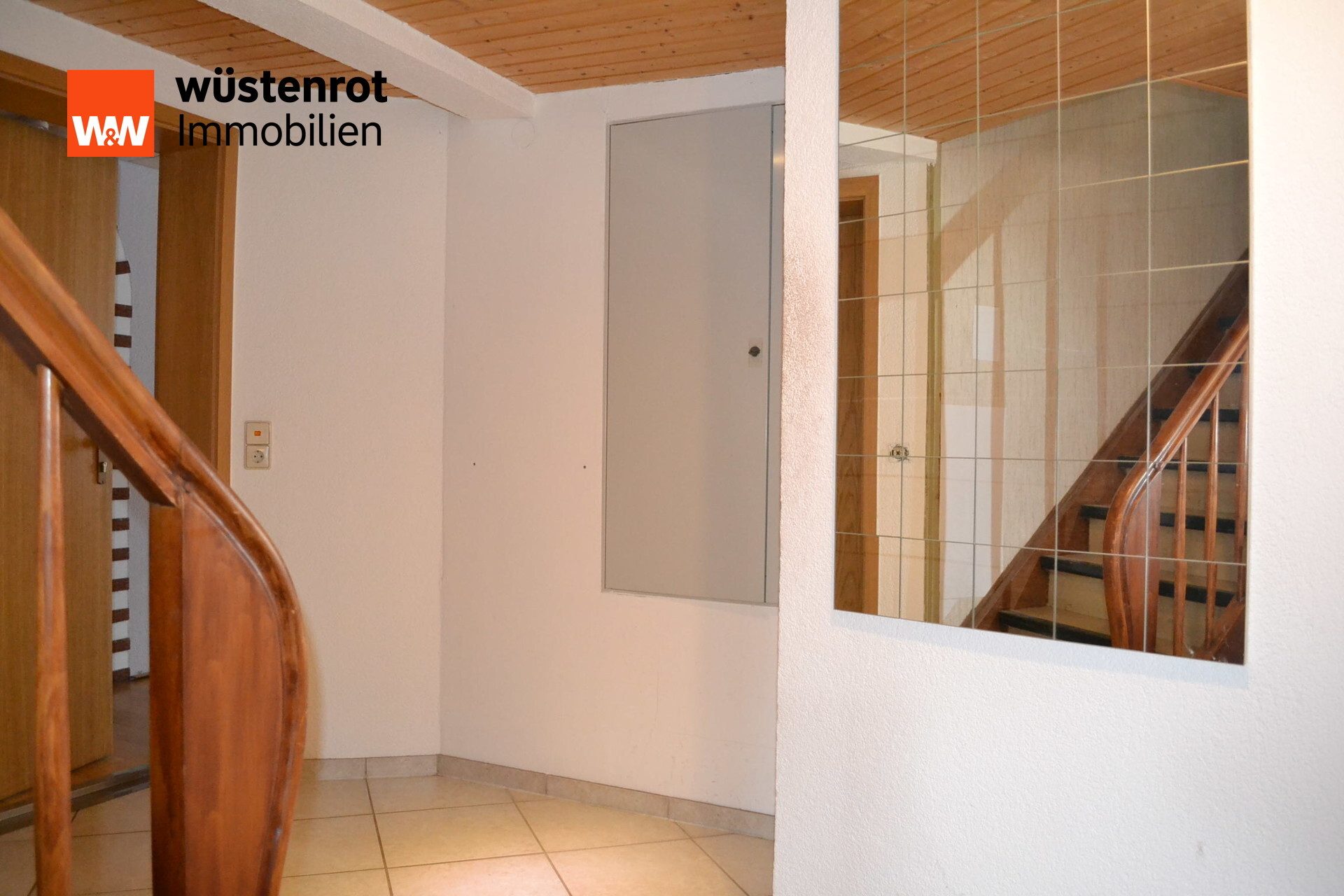 Immobilienangebot - Wildberg - Alle - +++ Drei Wohnungen sind fertig - einiges ist noch zu tun - 3 Garagen gehören dazu +++