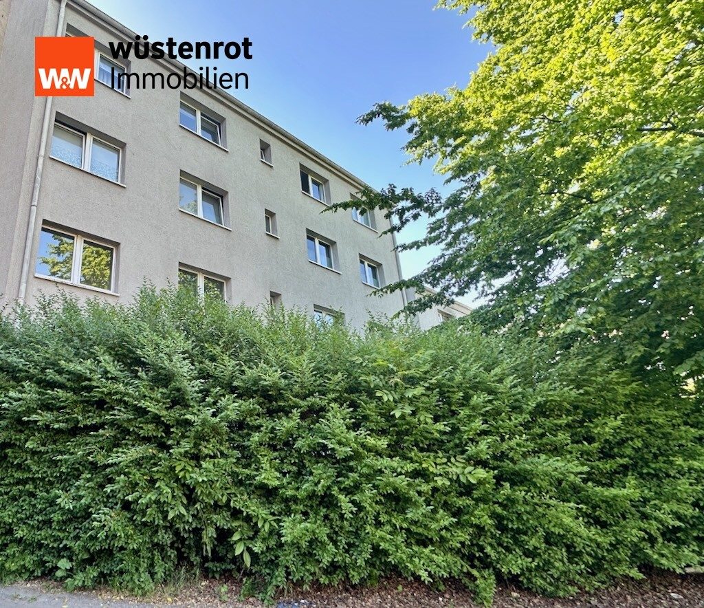 Immobilienangebot - Gelsenkirchen / Schalke - Alle - Kapitalanlage mit 15,2-fachem Rohertrag!
10 Wohnungen · 487 m² Wohnfläche · 2 Garagen · Fernwärme
