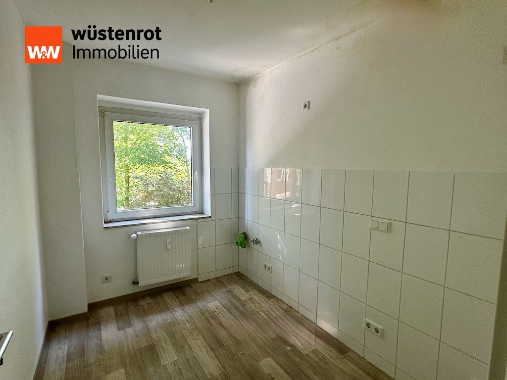 Immobilienangebot - Gelsenkirchen / Schalke - Alle - Kapitalanlage mit 15,2-fachem Rohertrag!
10 Wohnungen · 487 m² Wohnfläche · 2 Garagen · Fernwärme