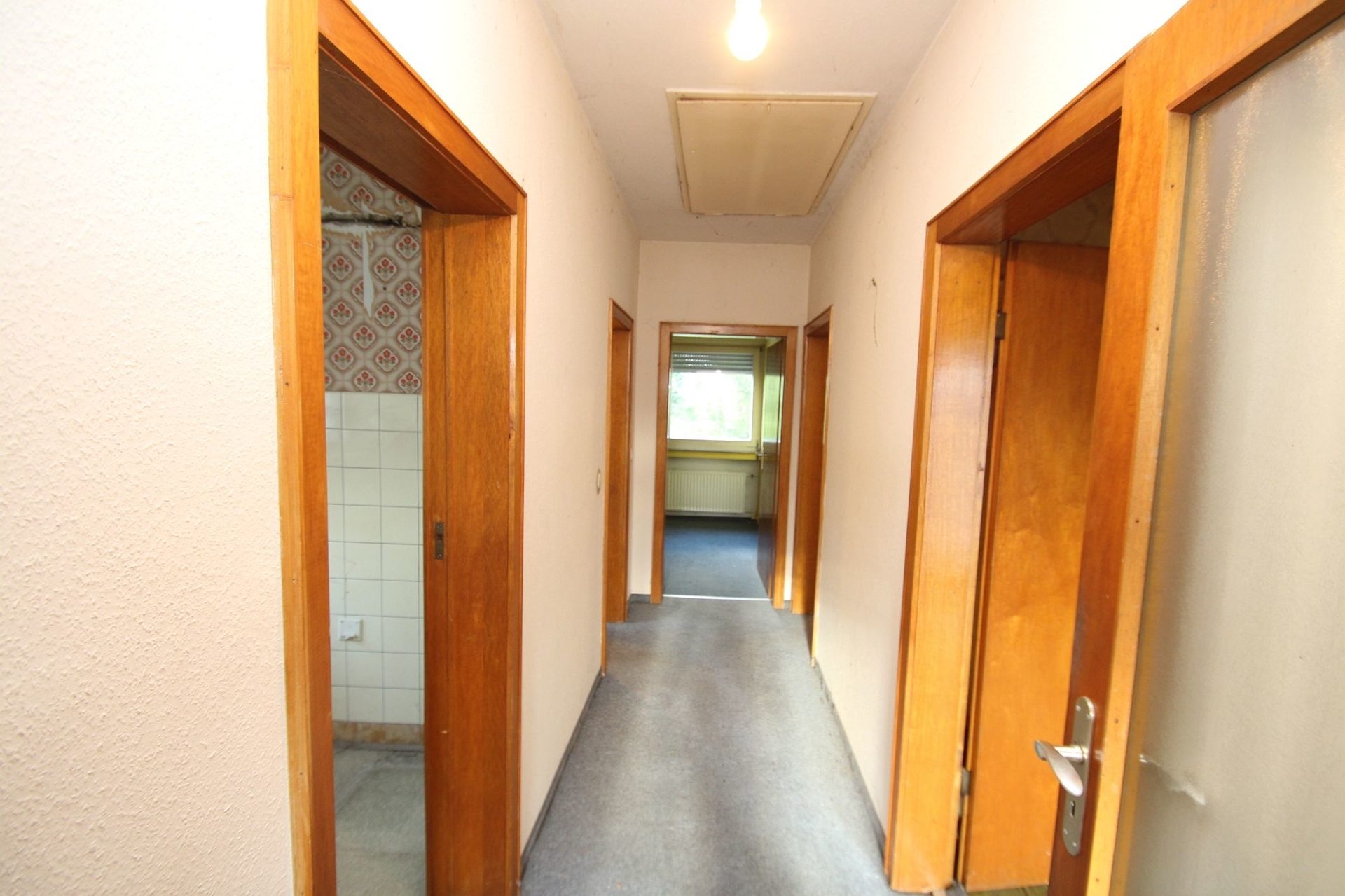 Immobilienangebot - Köln - Alle - Mit 3D: Ein- bis Zweifamilienhaus in Köln-Wahnheide mit zusätzlichem Grundstück!