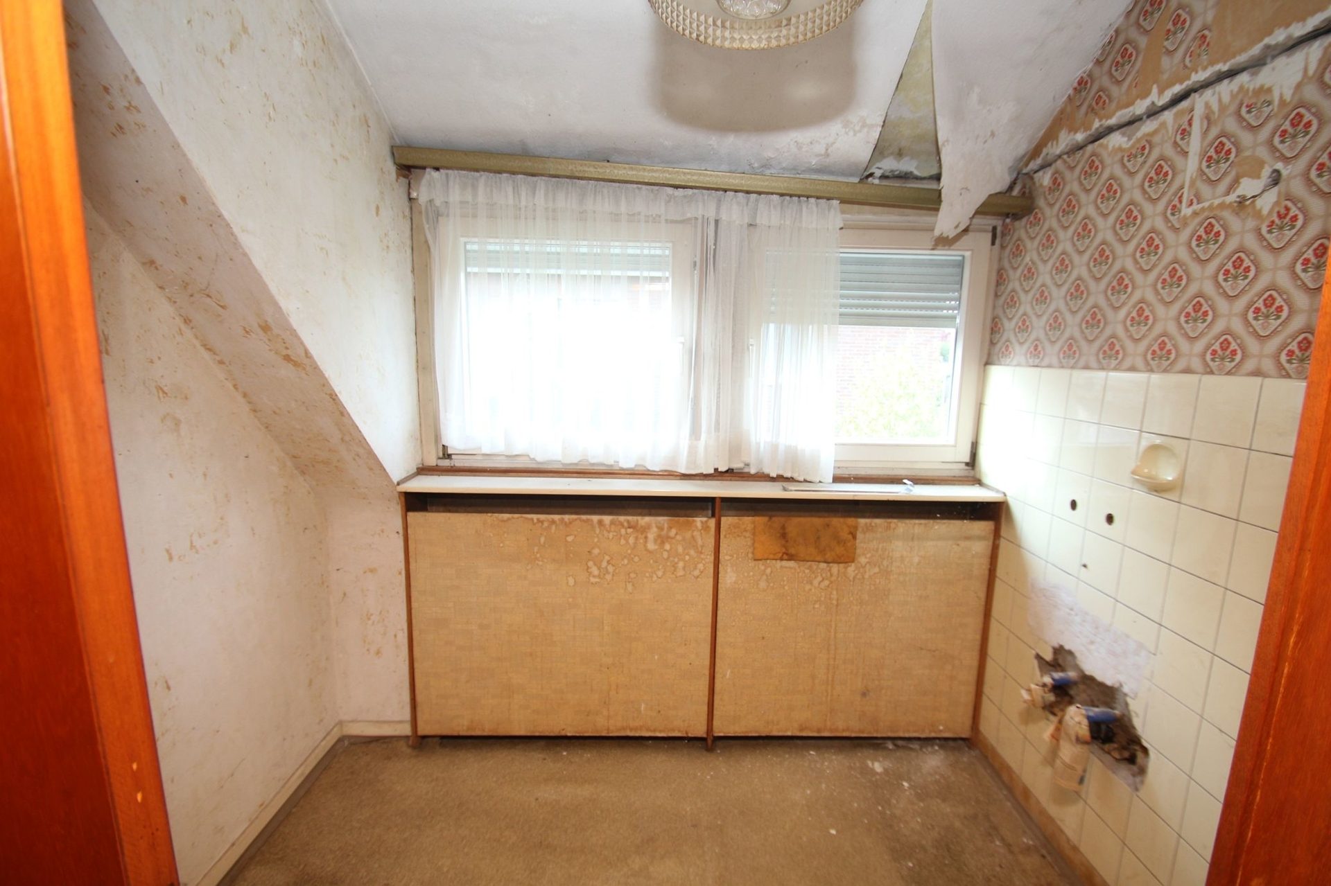 Immobilienangebot - Köln - Alle - Mit 3D: Ein- bis Zweifamilienhaus in Köln-Wahnheide mit zusätzlichem Grundstück!