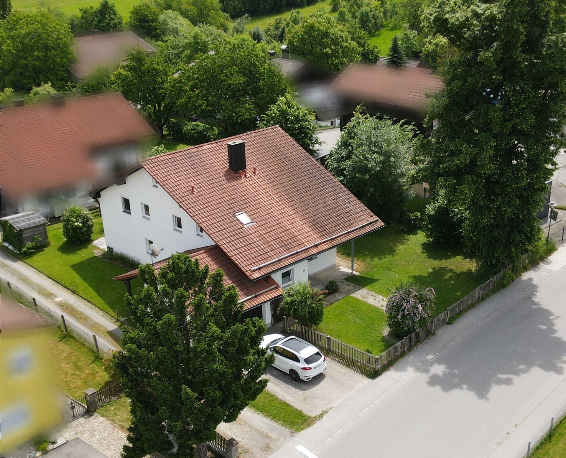 Immobilienangebot - Salzweg / Straßkirchen - Alle - Tolles Wohnhaus mit Traumgarten vor den Toren Passaus. Familienglück oder Kapitalanlage oder beides?