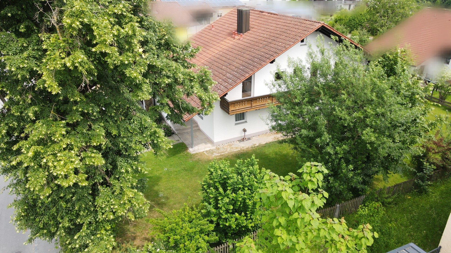 Immobilienangebot - Salzweg / Straßkirchen - Alle - Tolles Wohnhaus mit Traumgarten vor den Toren Passaus. Familienglück oder Kapitalanlage oder beides?