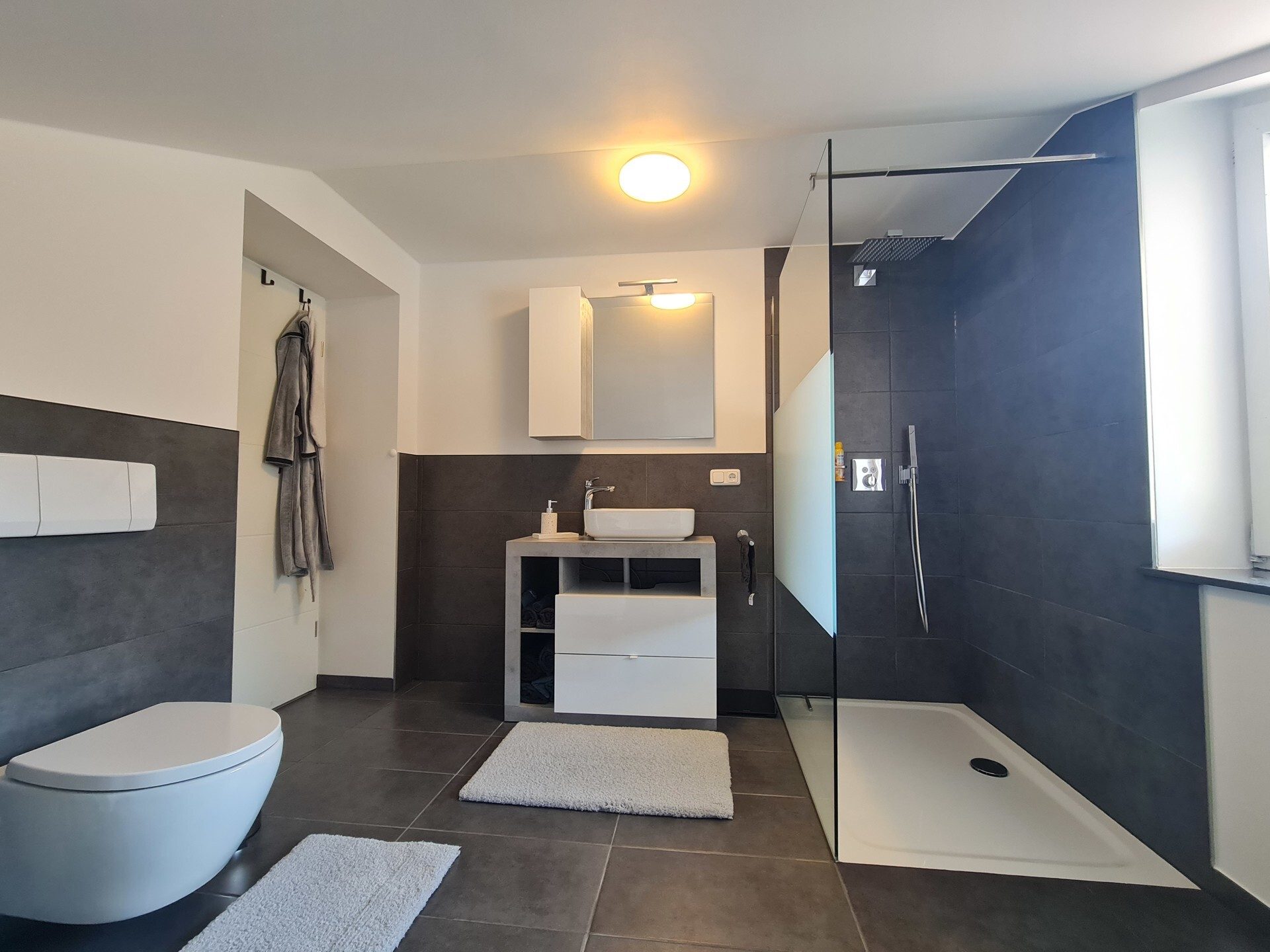 Immobilienangebot - Hutthurm / Kalteneck - Alle - DIE PERFEKTE Immobilie - Familien(t)raum oder Mehrgenerationenwohnen oder Kapitalanlage oder ...