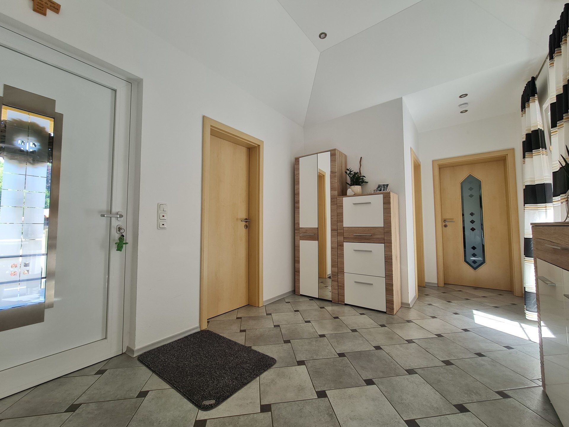 Immobilienangebot - Hutthurm / Kalteneck - Alle - DIE PERFEKTE Immobilie - Familien(t)raum oder Mehrgenerationenwohnen oder Kapitalanlage oder ...