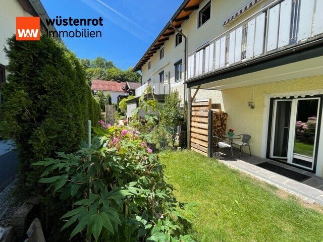 Immobilienangebot - Miesbach - Alle - Provisionsfrei für Käufer! 4 Zi.-EG-Wohnung, ca. 89m² Wfl., eigener Garten, eigener Eingang!