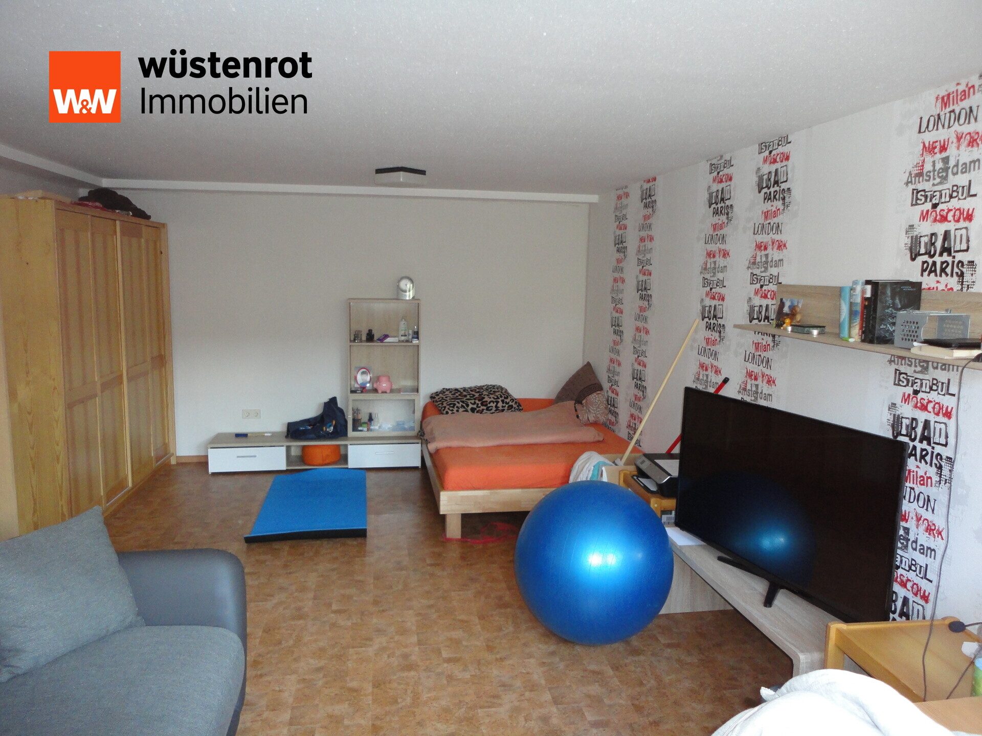 Immobilienangebot - Herbolzheim / Wagenstadt - Alle - Großzügiges Einfamilienhaus Herbolzheim Wagenstadt mit Einliegerwohnung und Doppelgarage