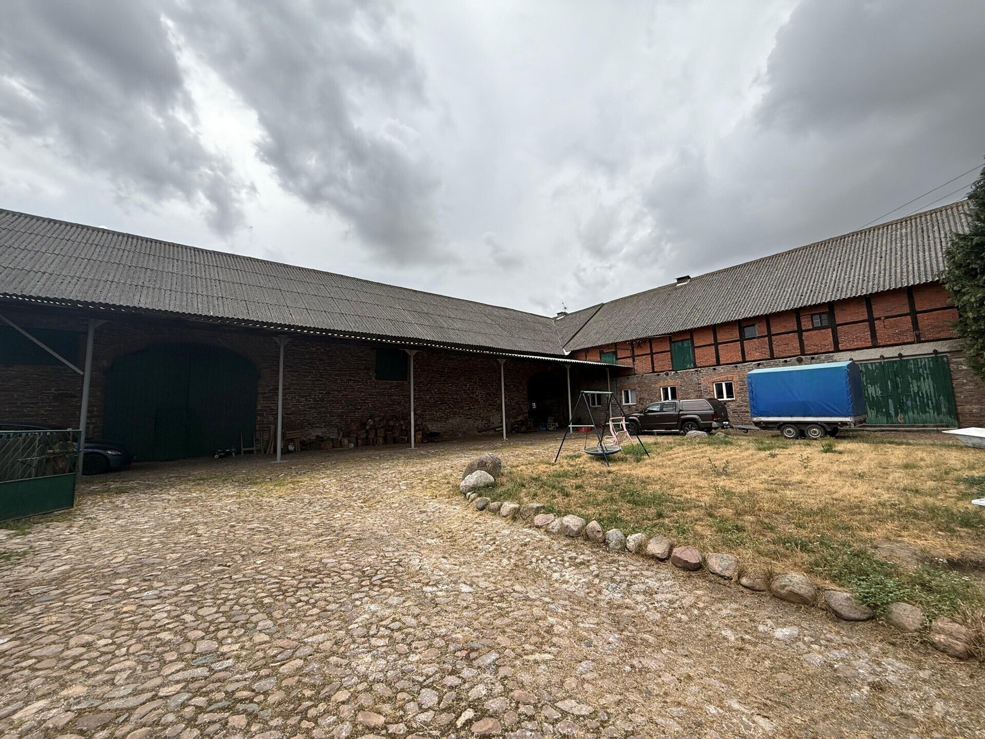 Immobilienangebot - Eickendorf - Alle - Historisches Anwesen mit modernem Wohnkomfort & viel Platz in Eickendorf – Ideal für Familien, Tierliebhaber oder kreative Nutzung