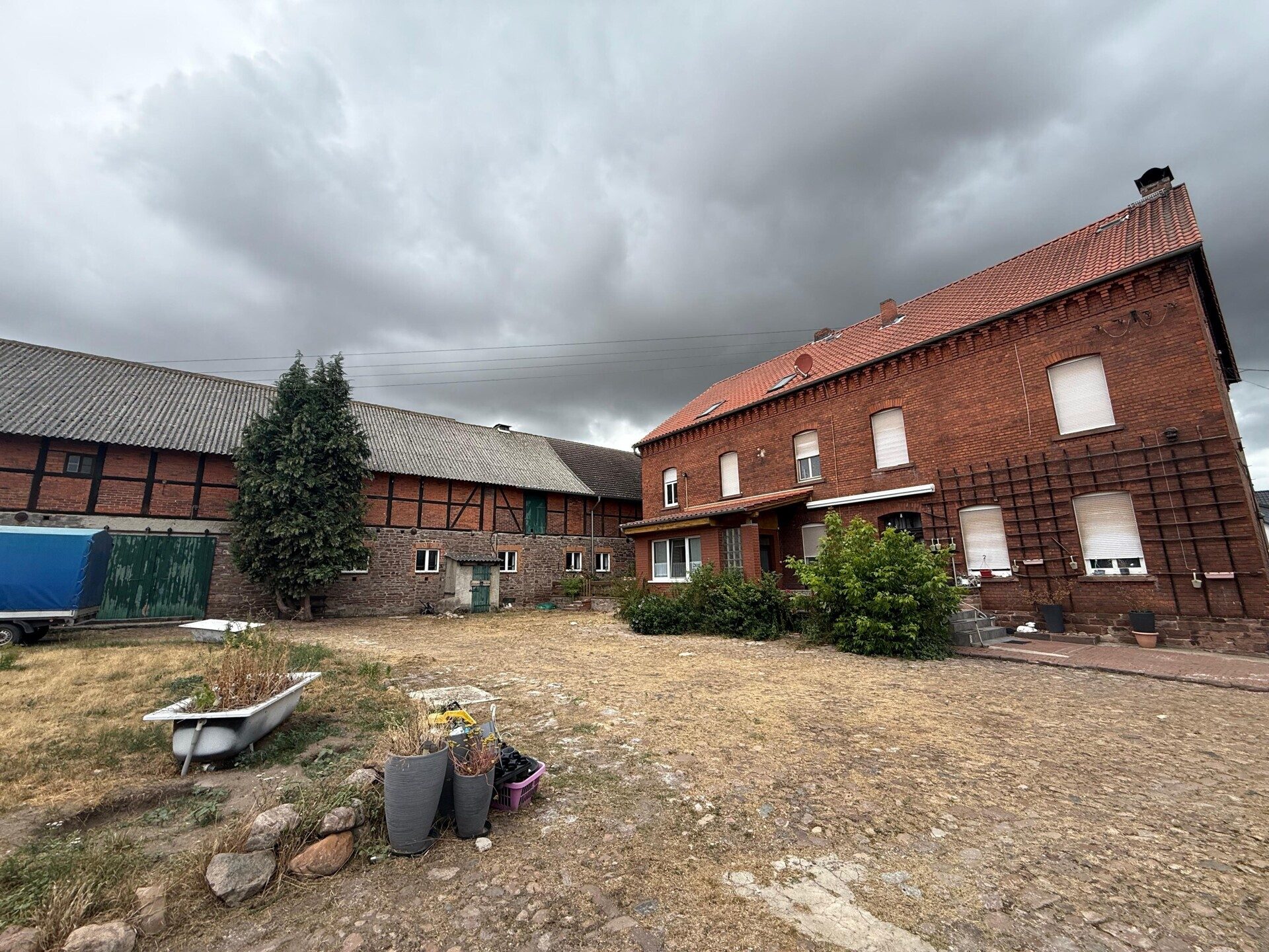 Immobilienangebot - Eickendorf - Alle - Historisches Anwesen mit modernem Wohnkomfort & viel Platz in Eickendorf – Ideal für Familien, Tierliebhaber oder kreative Nutzung