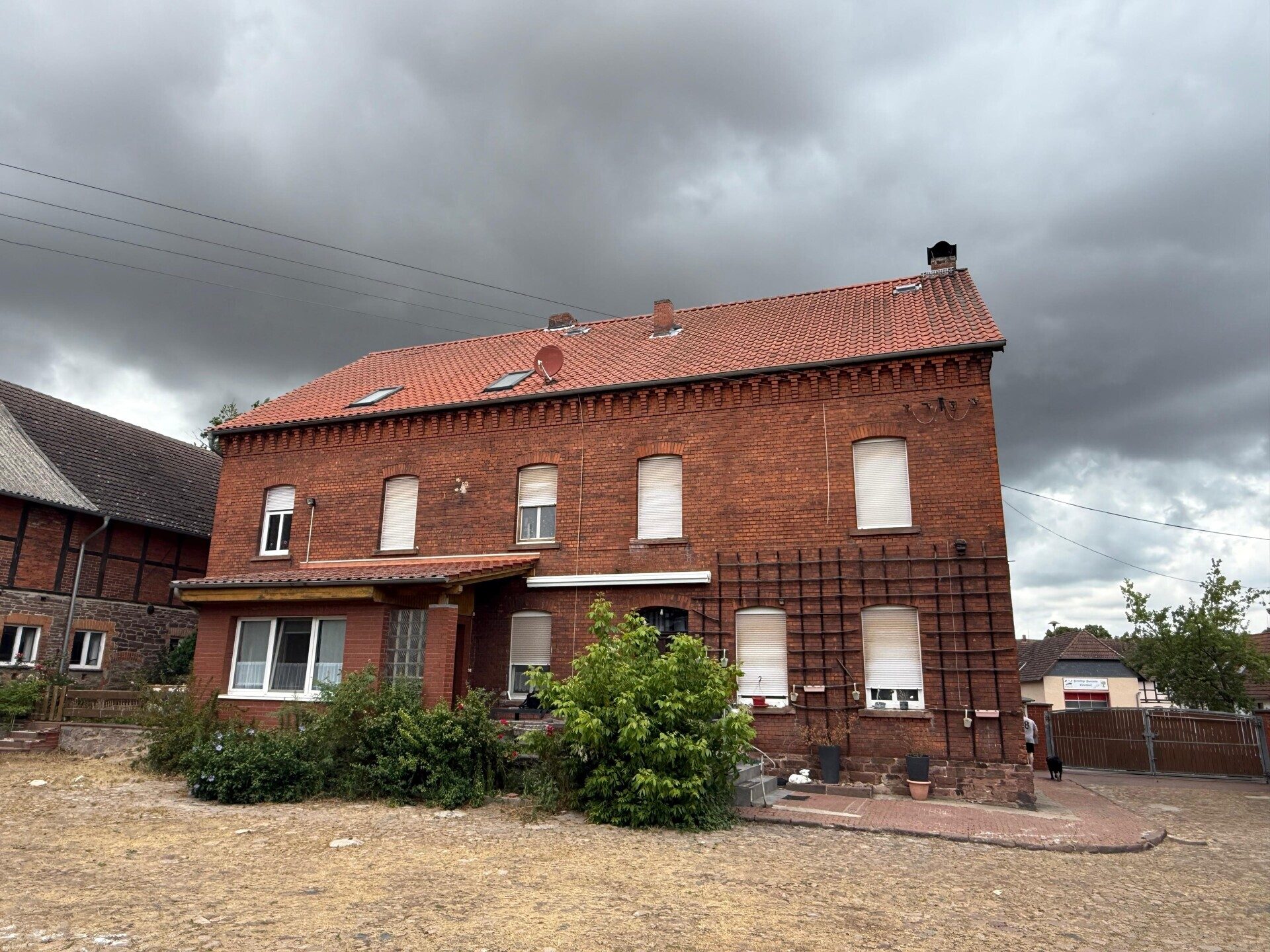 Immobilienangebot - Eickendorf - Alle - Historisches Anwesen mit modernem Wohnkomfort & viel Platz in Eickendorf – Ideal für Familien, Tierliebhaber oder kreative Nutzung