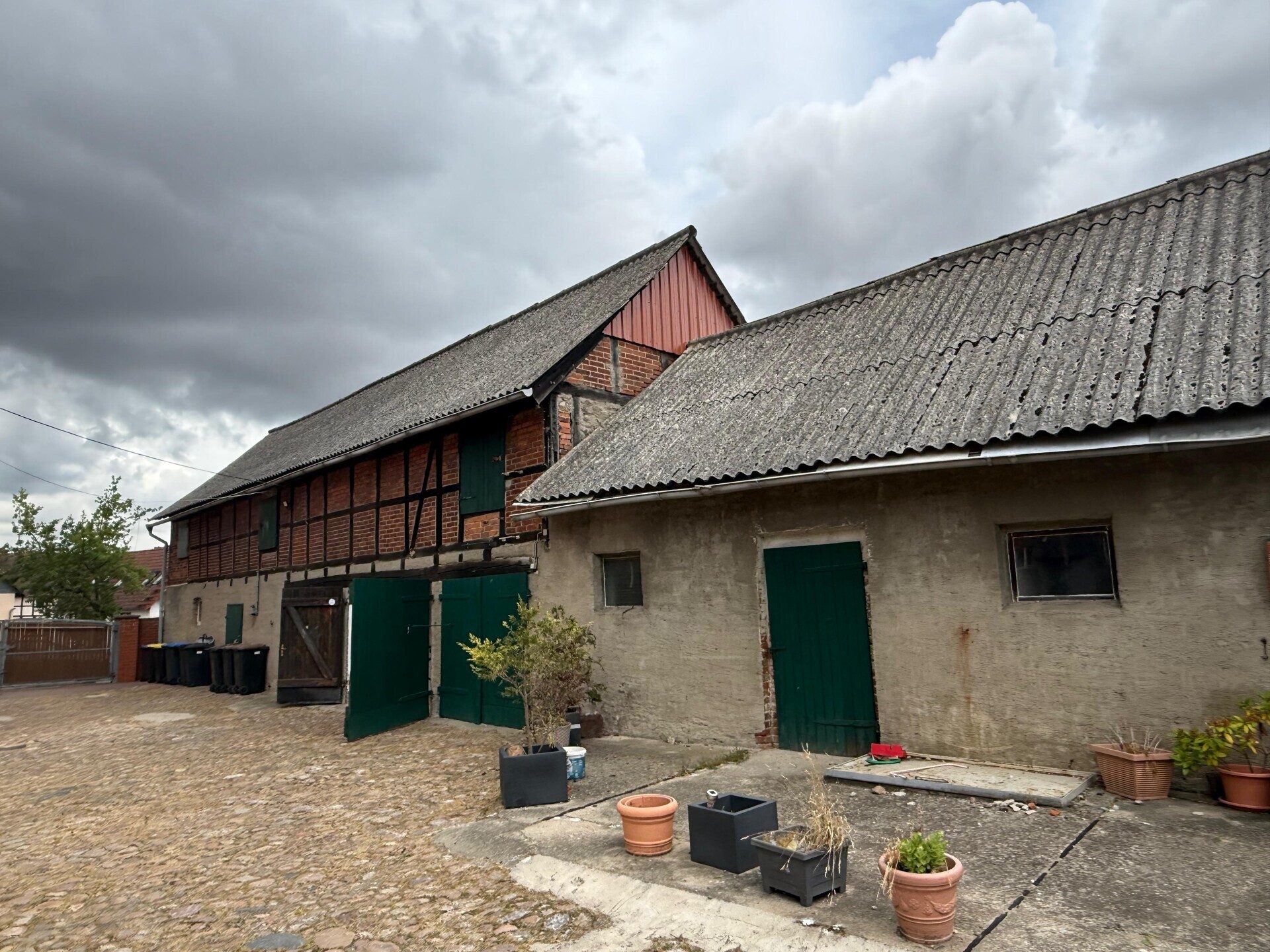 Immobilienangebot - Eickendorf - Alle - Historisches Anwesen mit modernem Wohnkomfort & viel Platz in Eickendorf – Ideal für Familien, Tierliebhaber oder kreative Nutzung