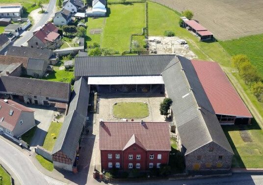 Immobilienangebot - Eickendorf - Alle - Historisches Anwesen mit modernem Wohnkomfort & viel Platz in Eickendorf – Ideal für Familien, Tierliebhaber oder kreative Nutzung
