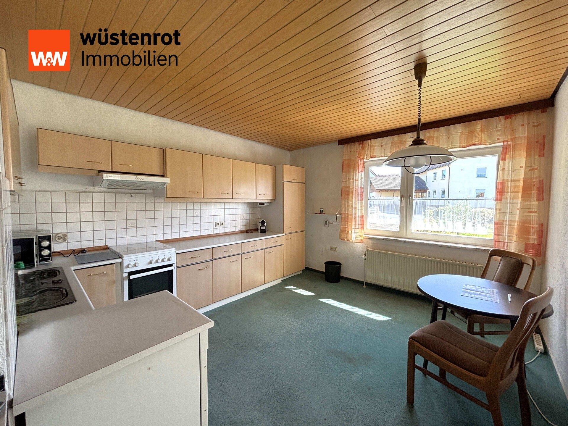 Immobilienangebot - Ammerthal - Alle - "Solider Grundstein für individuelle Träume"
7-Z-EFH mit ca. 136 m²...