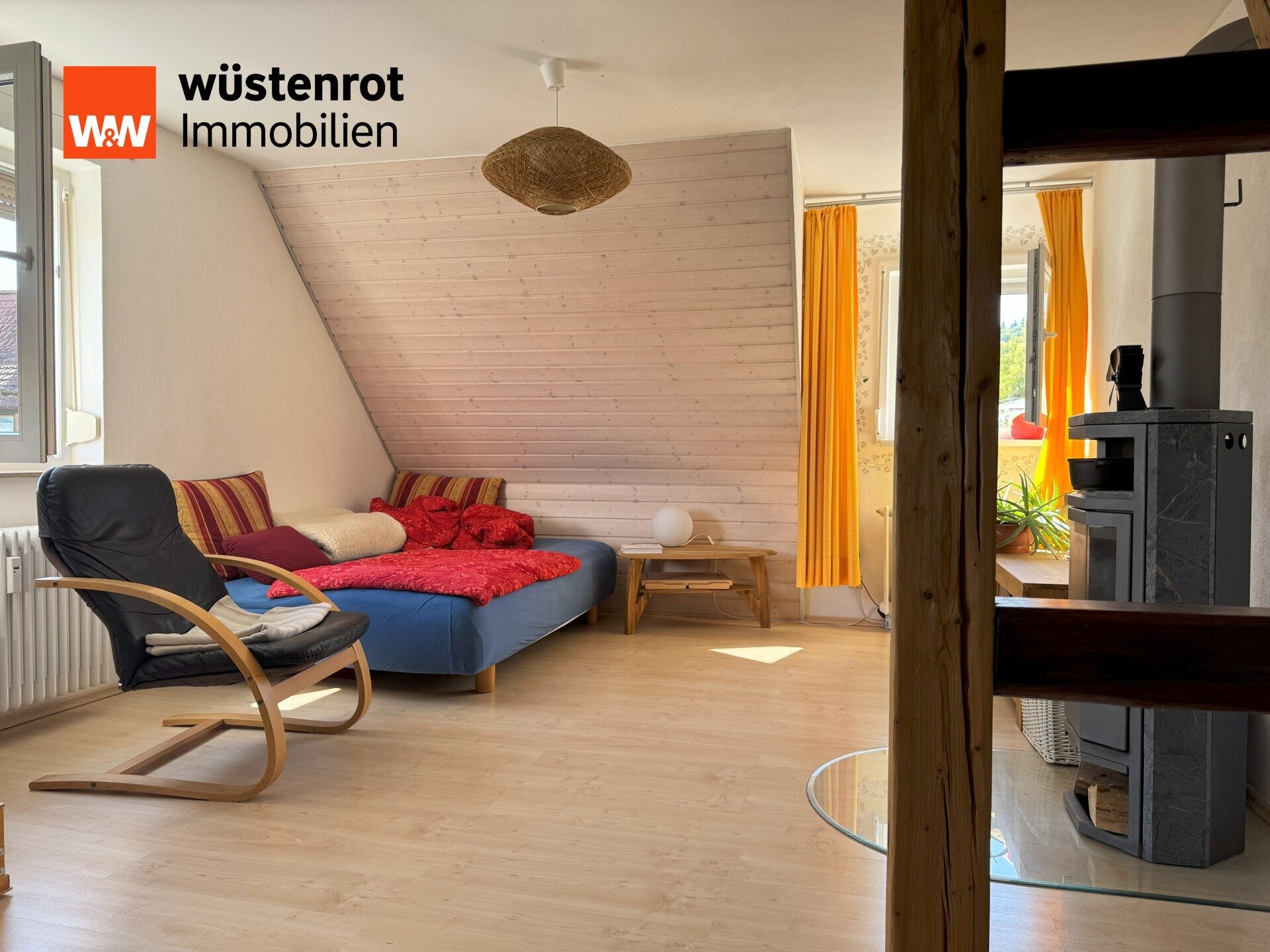 Immobilienangebot - Bad Boll - Alle - RUHIG GELEGEN, CHARMANT GESTALTET - 3,5 ZIMMER-WOHNUNG MIT BALKON UND GARTEN