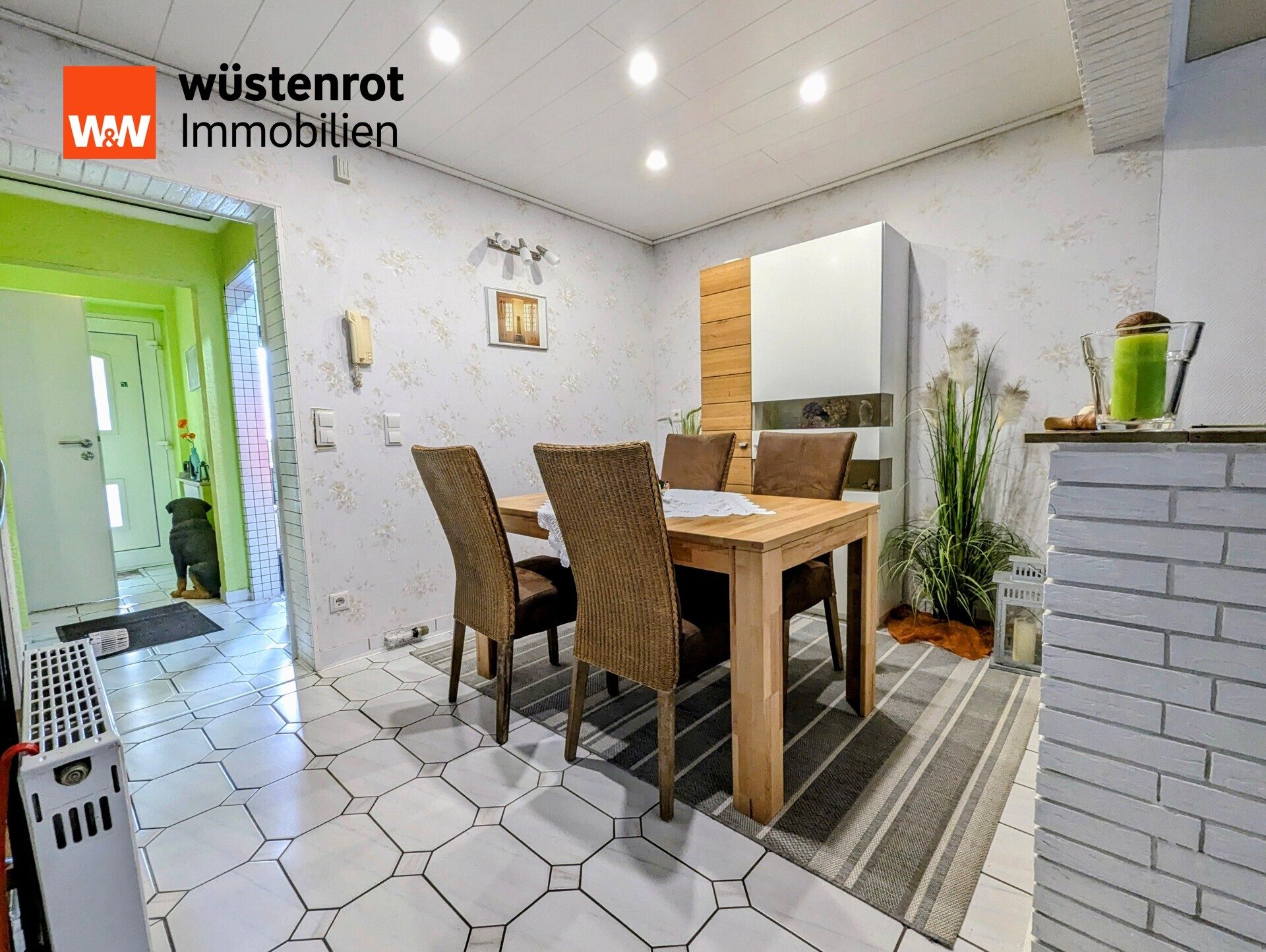 Immobilienangebot - Bottrop / Fuhlenbrock - Alle - Charmantes Reihenendhaus mit Wohlfühlfaktor in Bottrop Fuhlenbrock – Platz, Wärme und Geborgenheit für die ganze Familie