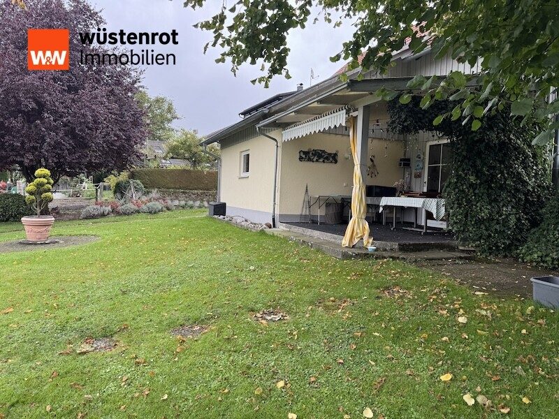 Immobilienangebot - Leutkirch im Allgäu / Gebrazhofen - Alle - Modernes Zweifamilienhaus mit Nebengebäude, Doppelgarage,  & riesigem Gartenparadies