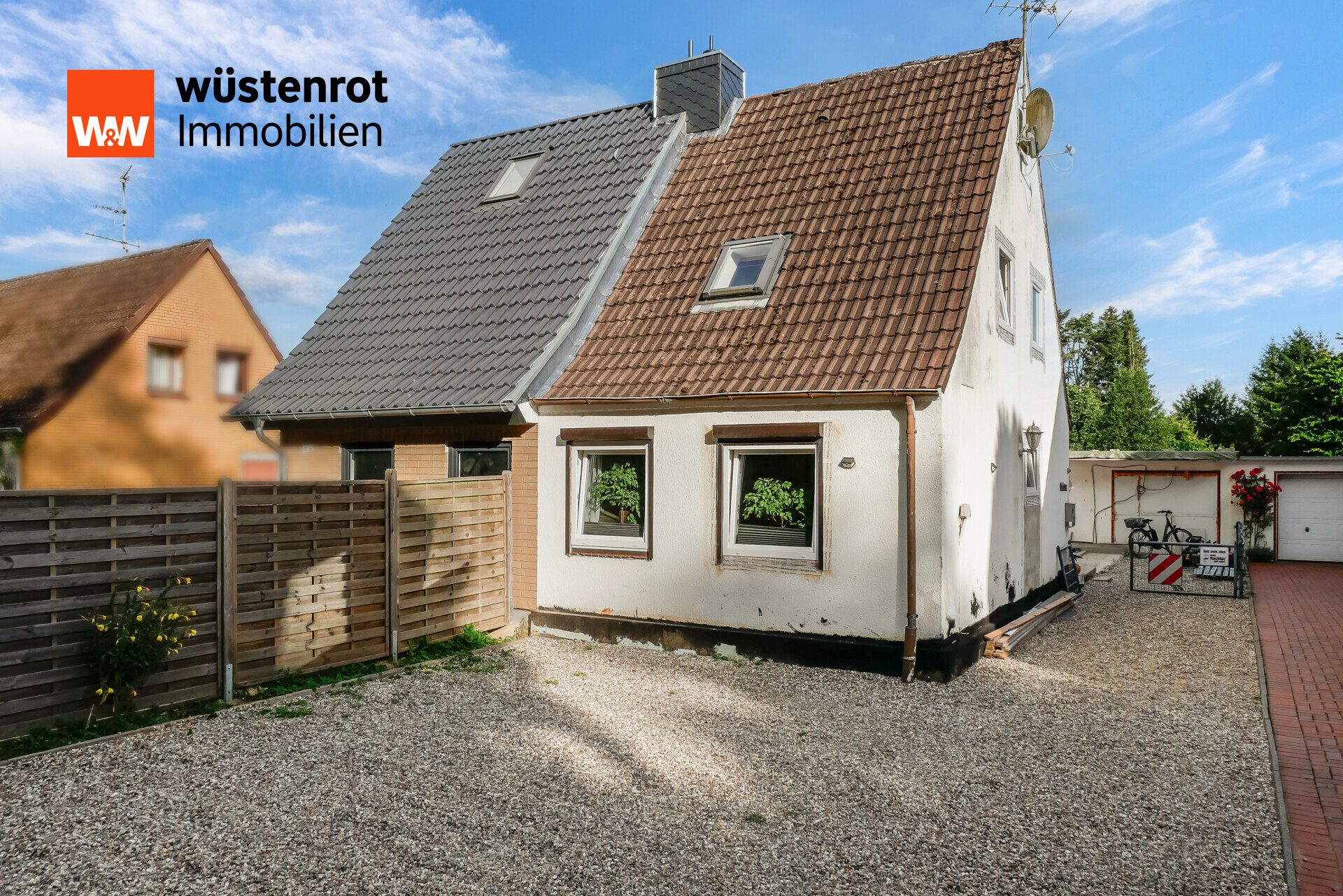 Immobilienangebot - Preetz - Alle - Kleine aber feine DHH mit bereits genehmigter Erweiterungsmöglichkeit und großem Garten