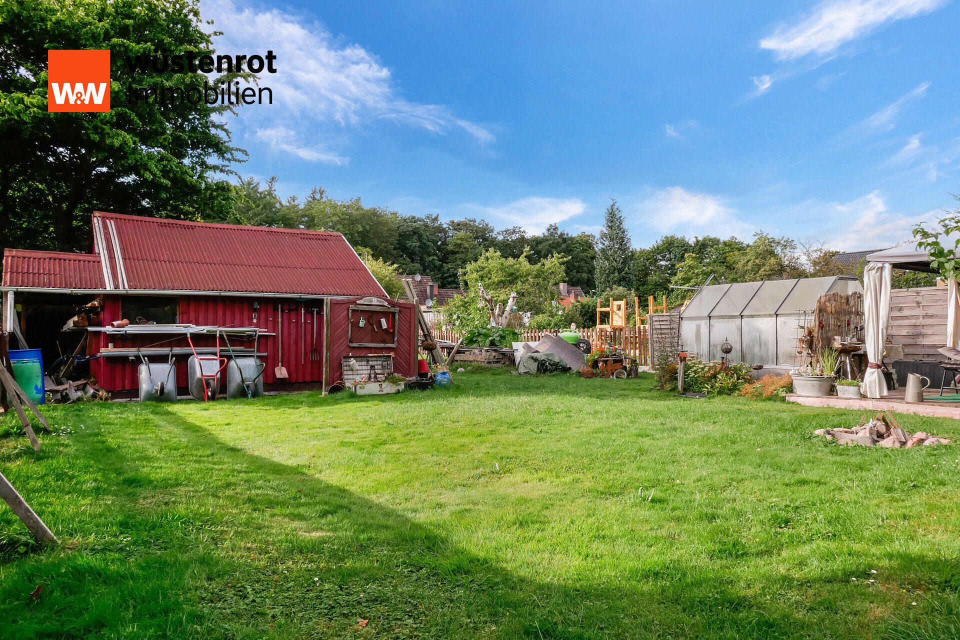 Immobilienangebot - Preetz - Alle - Kleine aber feine DHH mit bereits genehmigter Erweiterungsmöglichkeit und großem Garten