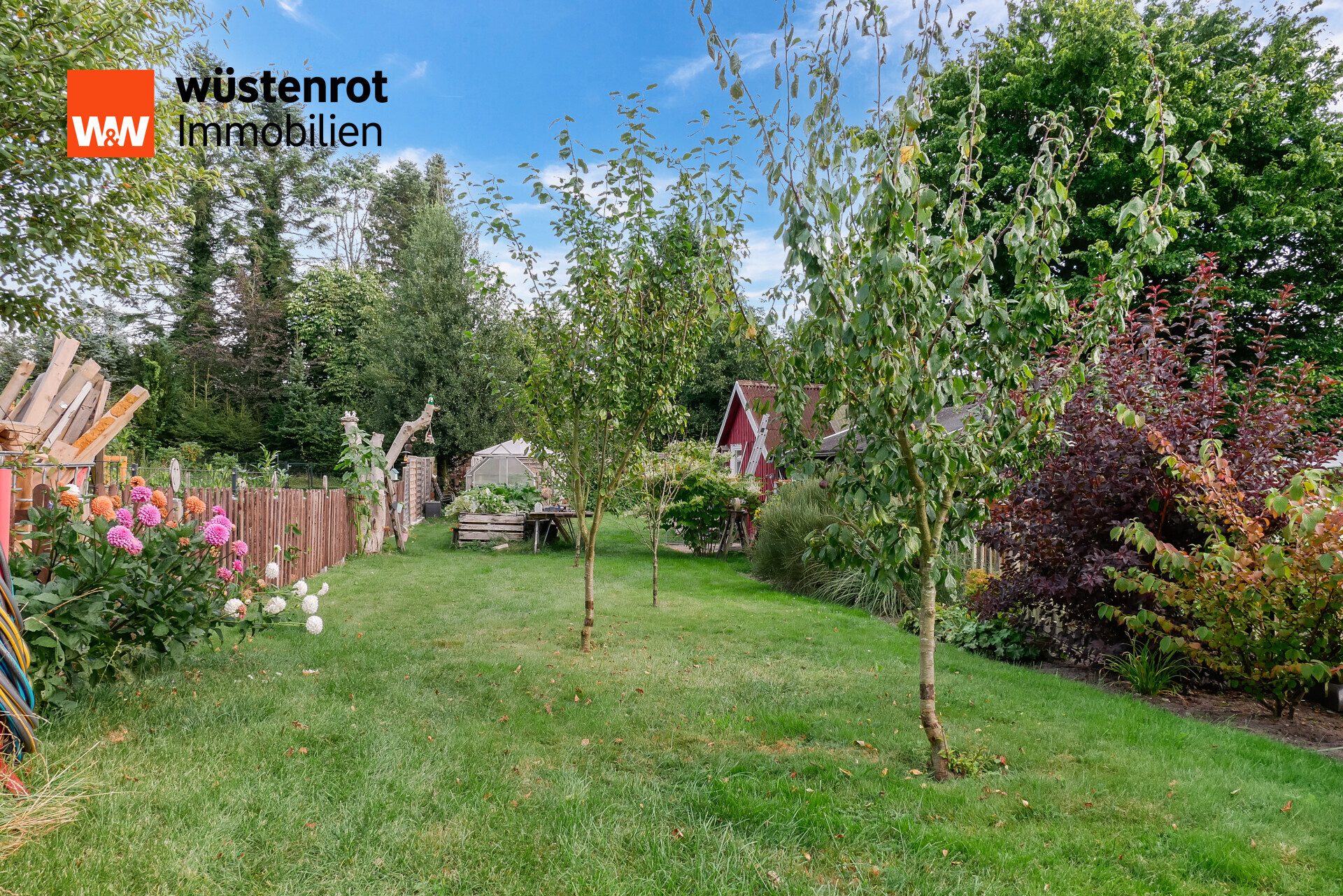 Immobilienangebot - Preetz - Alle - Kleine aber feine DHH mit bereits genehmigter Erweiterungsmöglichkeit und großem Garten