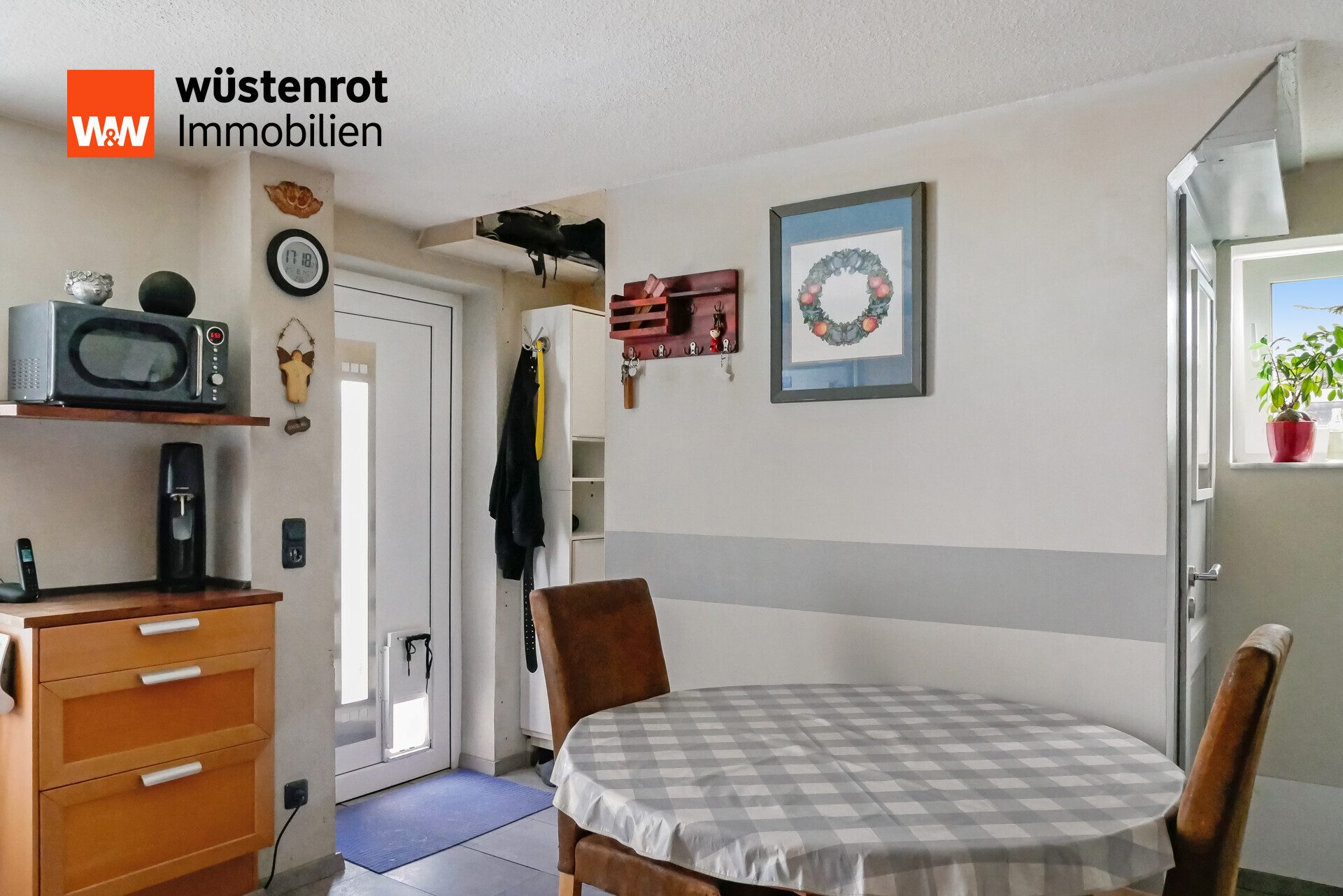 Immobilienangebot - Preetz - Alle - Kleine aber feine DHH mit bereits genehmigter Erweiterungsmöglichkeit und großem Garten