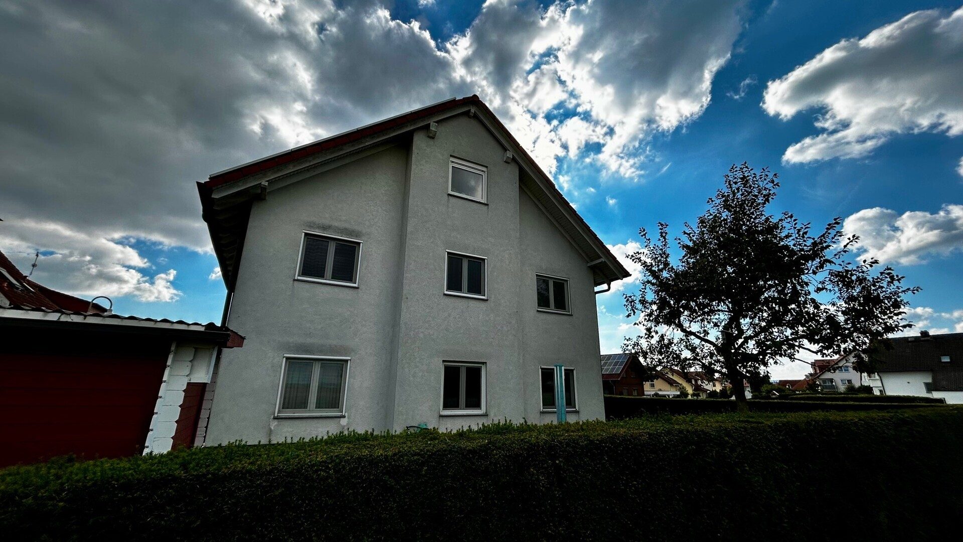 Immobilienangebot - Reichelsheim / Beienheim - Alle - Attraktive 2-Zimmer-Wohnung mit Balkon und Garage – in gepflegtem 6-Familienhaus in Reichelsheim